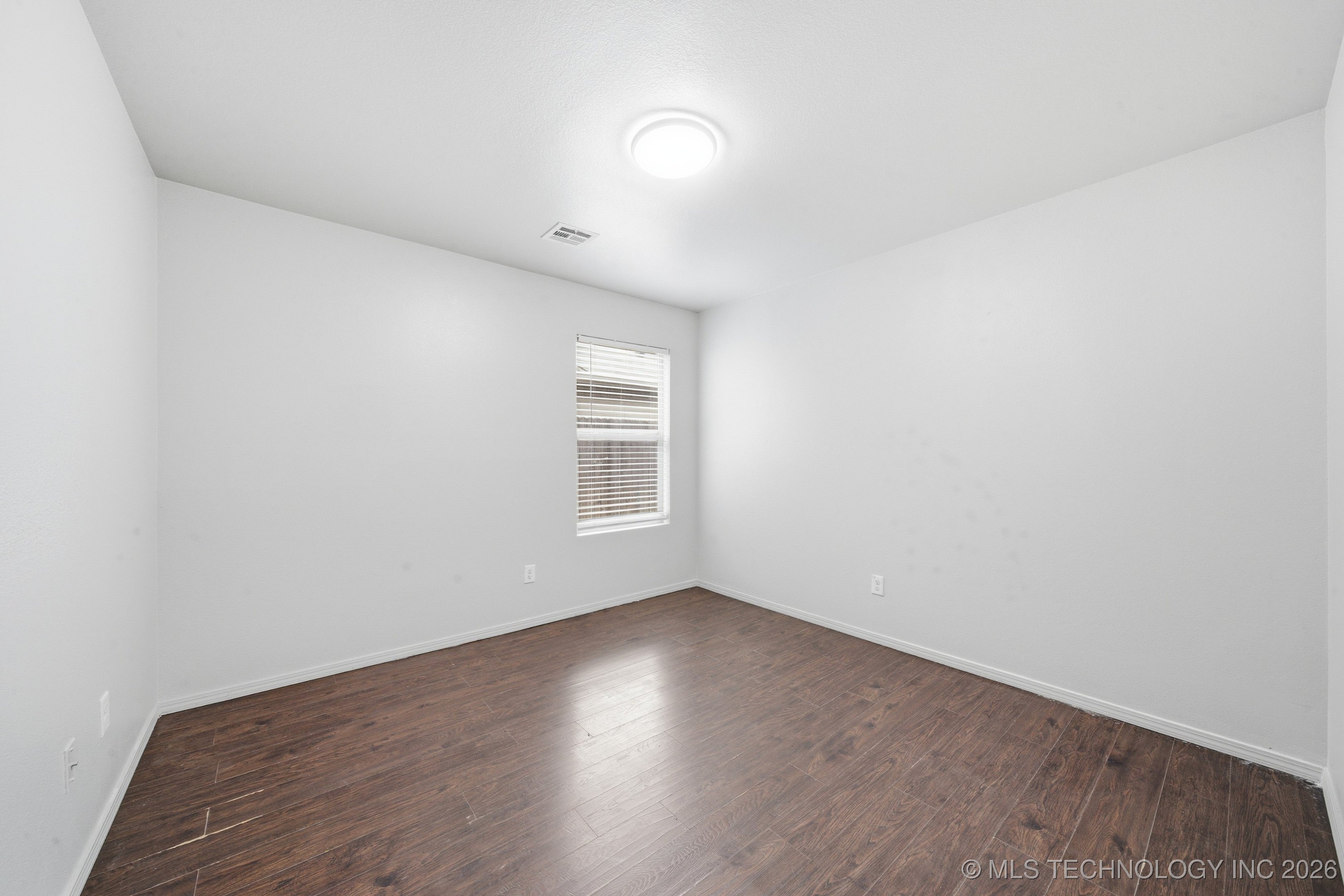 16029 S 88th East Avenue Property Photo 16