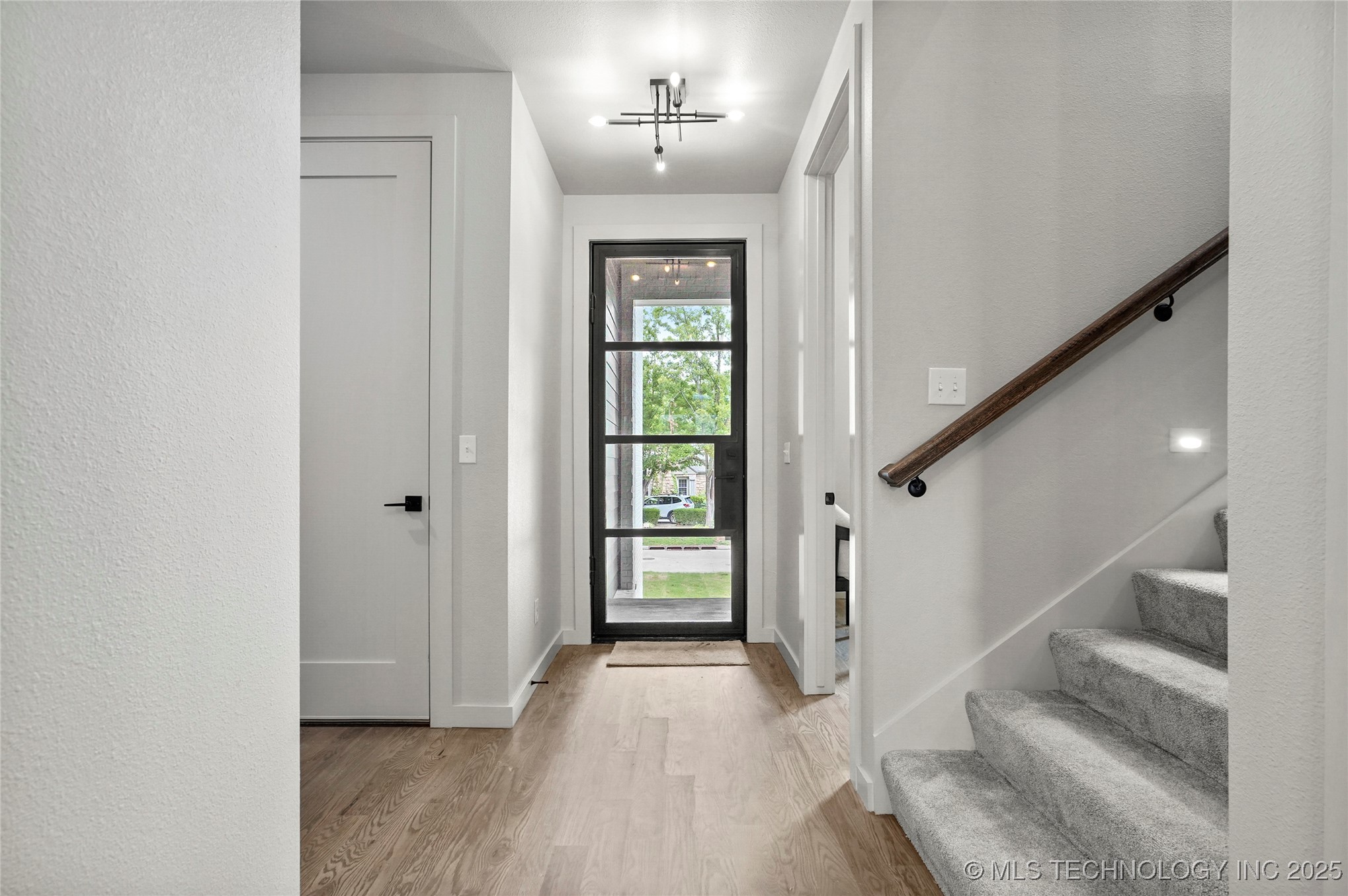 3008 S Boston Court Property Photo 6