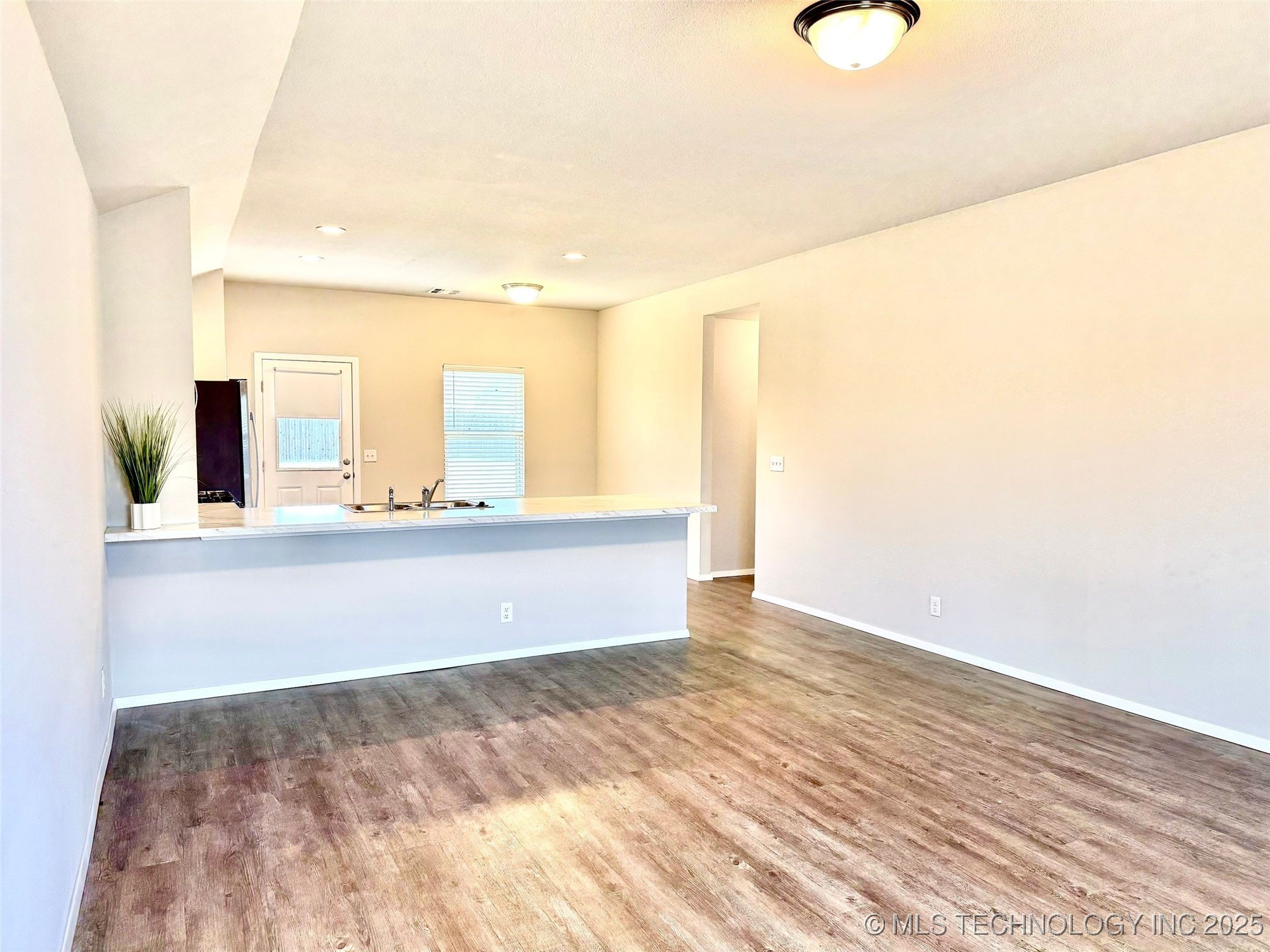 2006 S 15th Street Property Photo 12