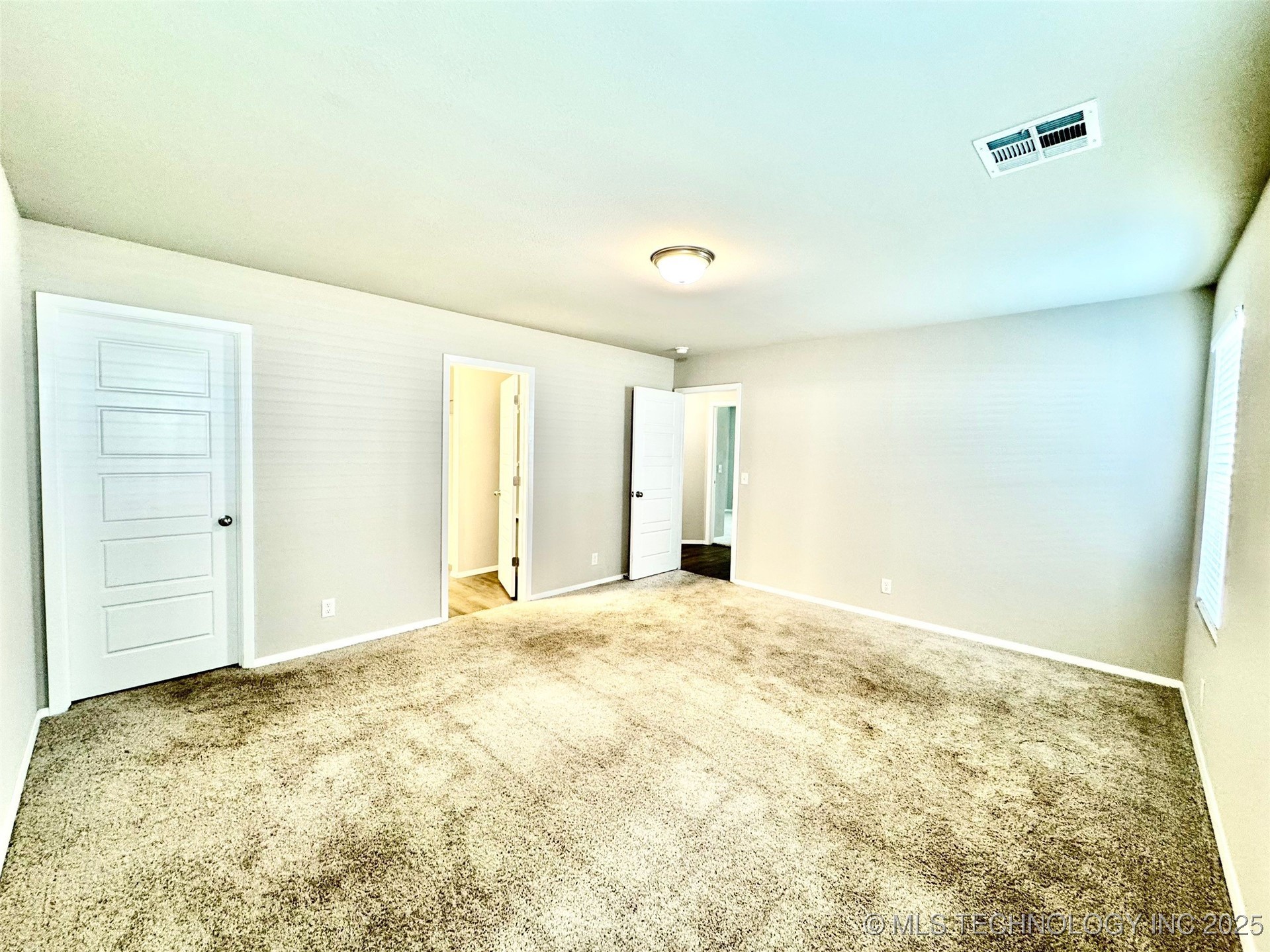 2006 S 15th Street Property Photo 28