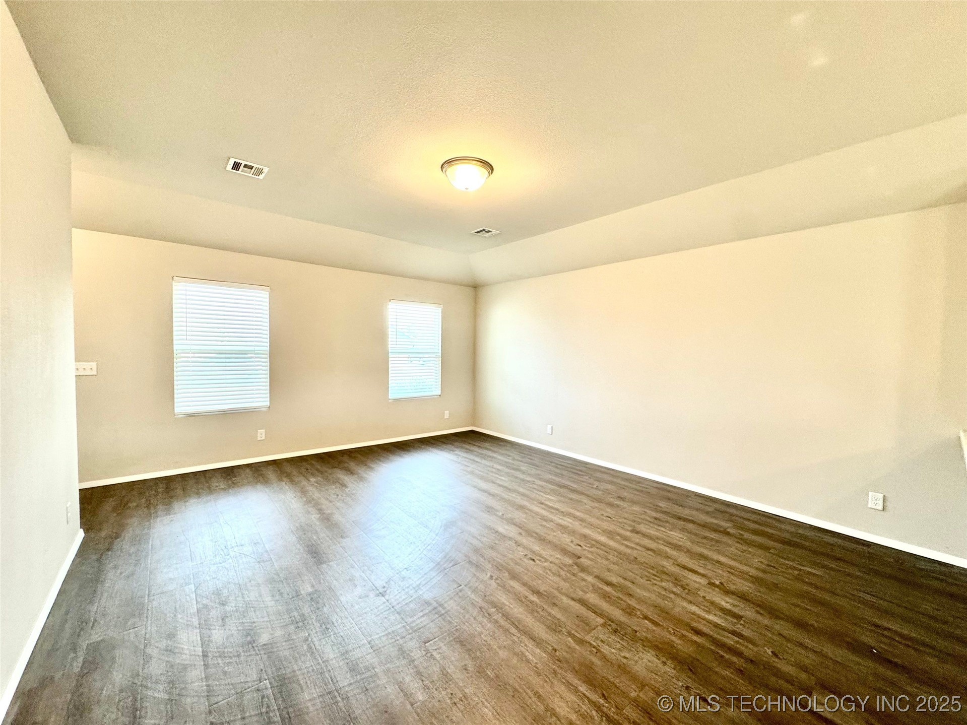 2006 S 15th Street Property Photo 31