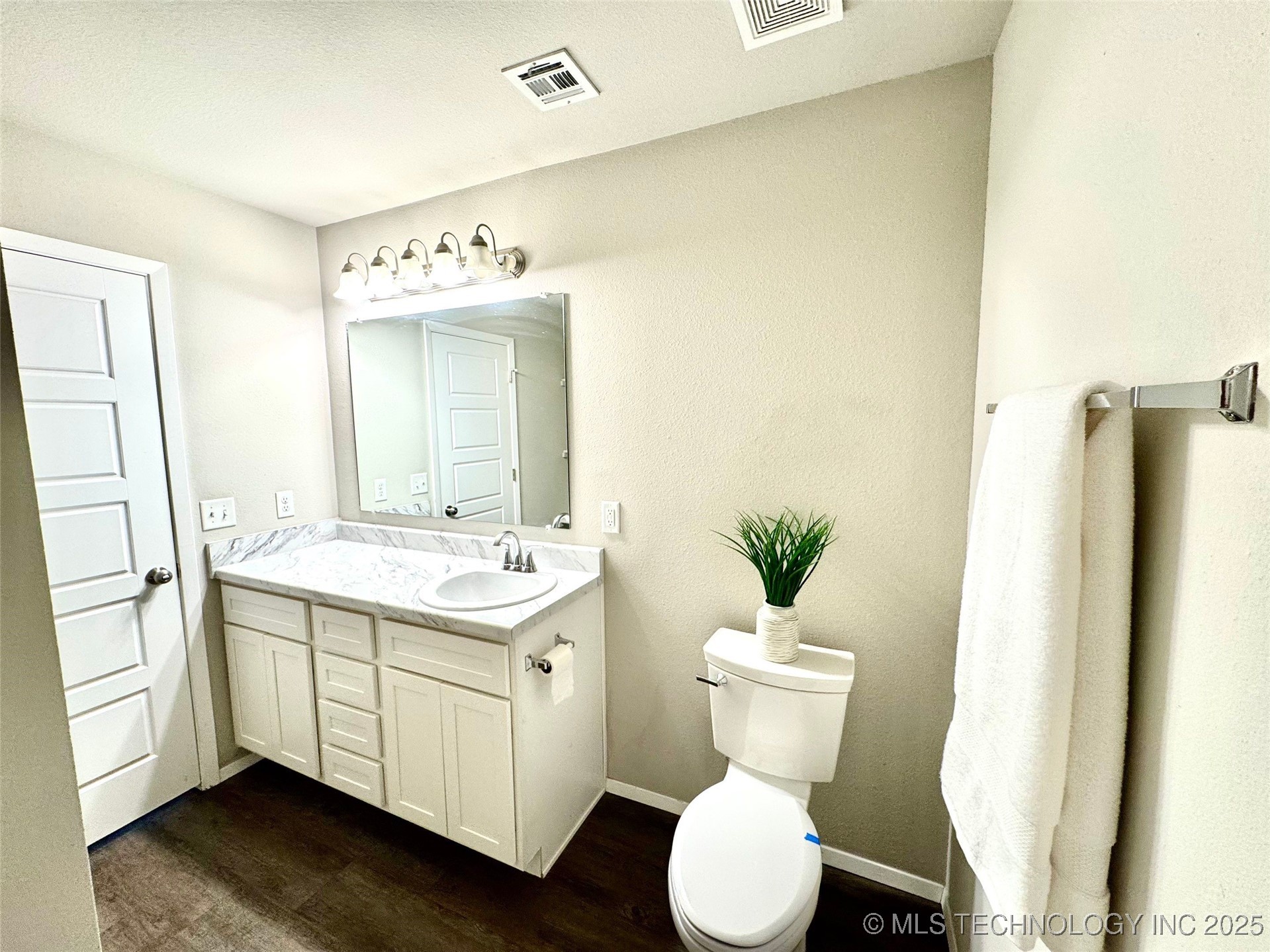 2006 S 15th Street Property Photo 33