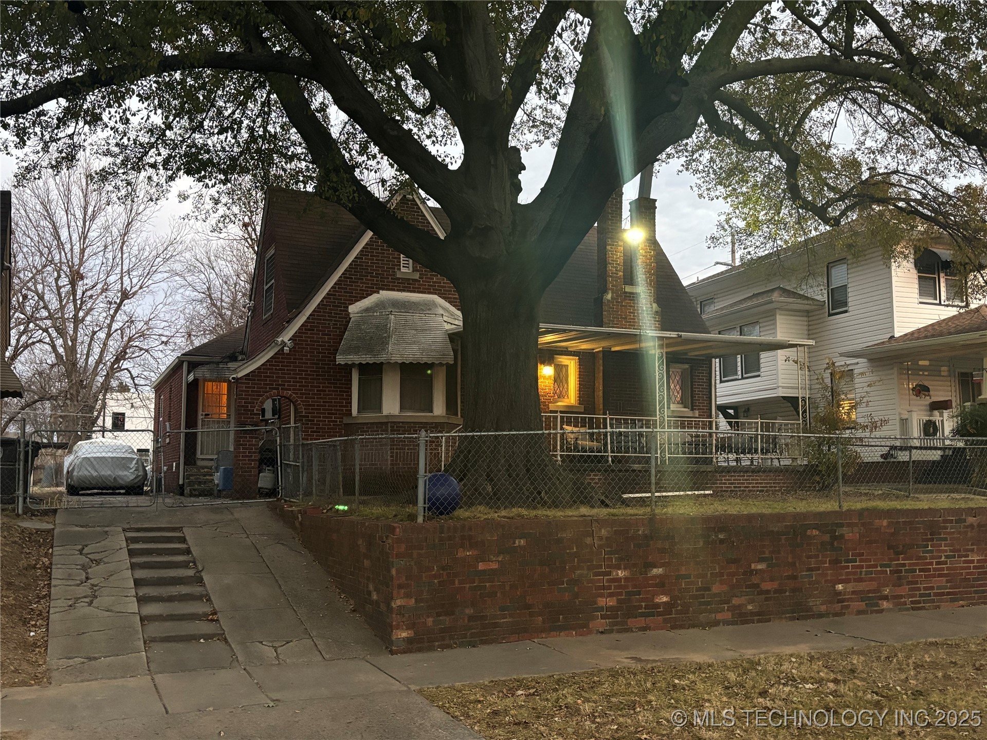 1143 S Evanston Avenue Property Photo 1