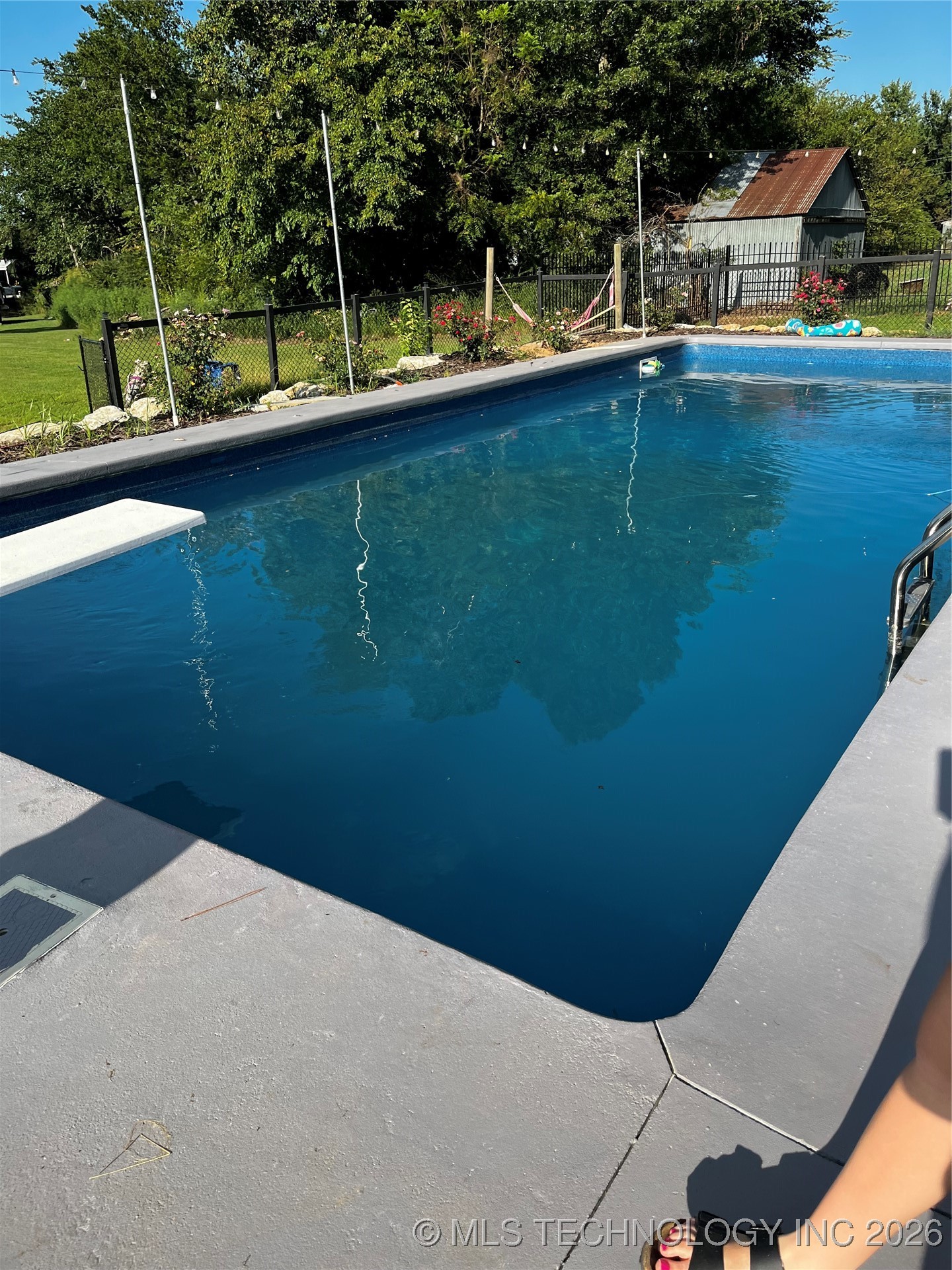 4562 W 95th Street N Property Photo 4