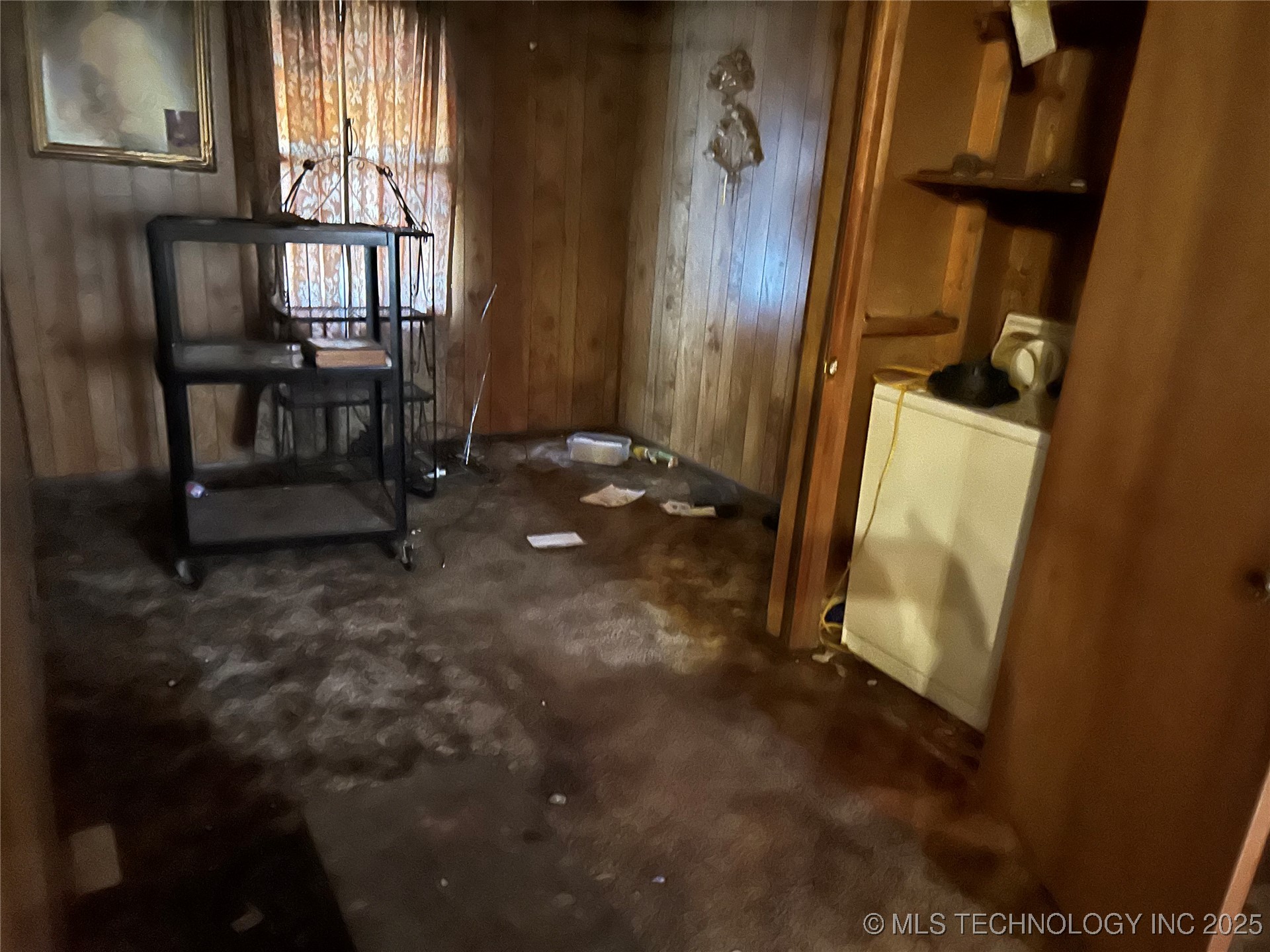 4948 N Saint Louis Avenue Property Photo 6