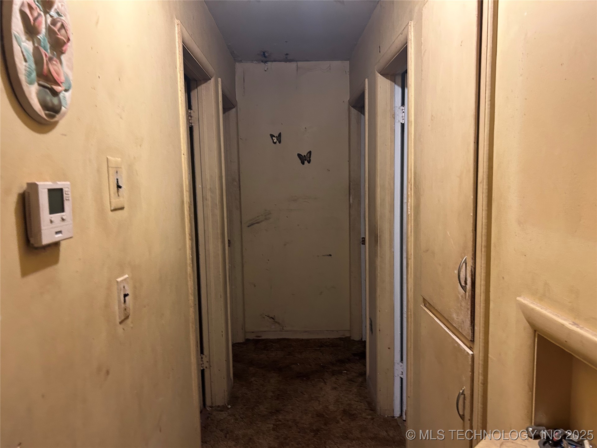 4948 N Saint Louis Avenue Property Photo 9