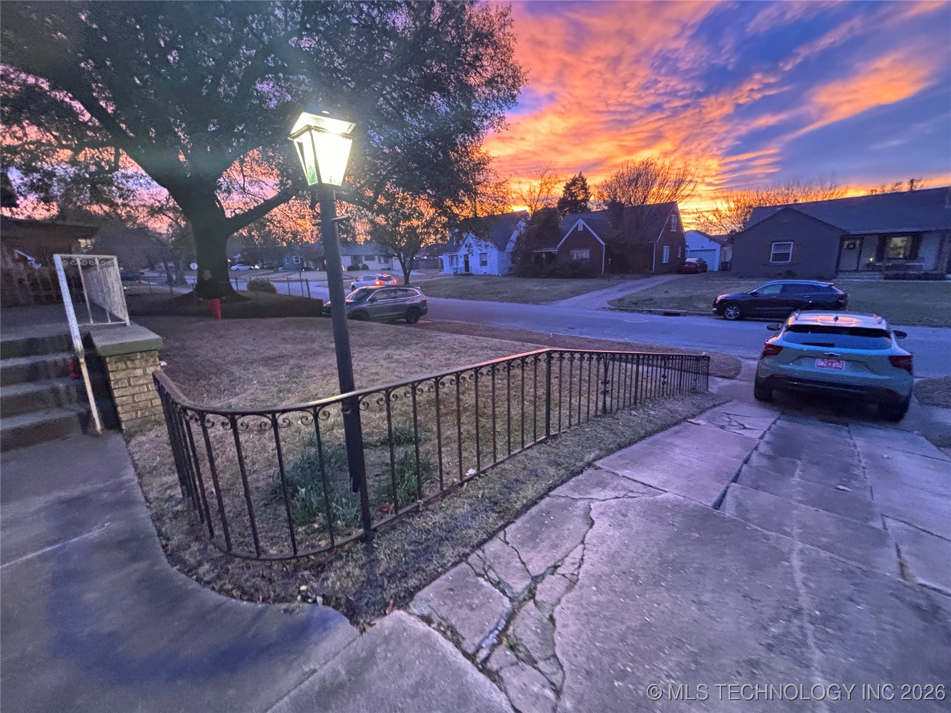 1139 S Evanston Avenue Property Photo 2