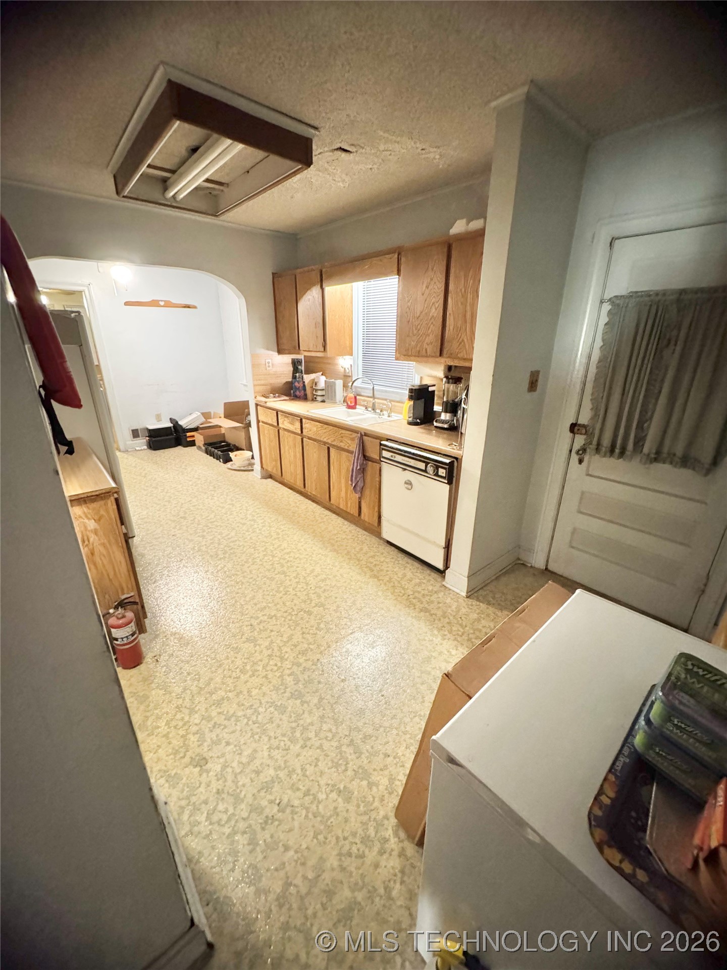 1139 S Evanston Avenue Property Photo 5