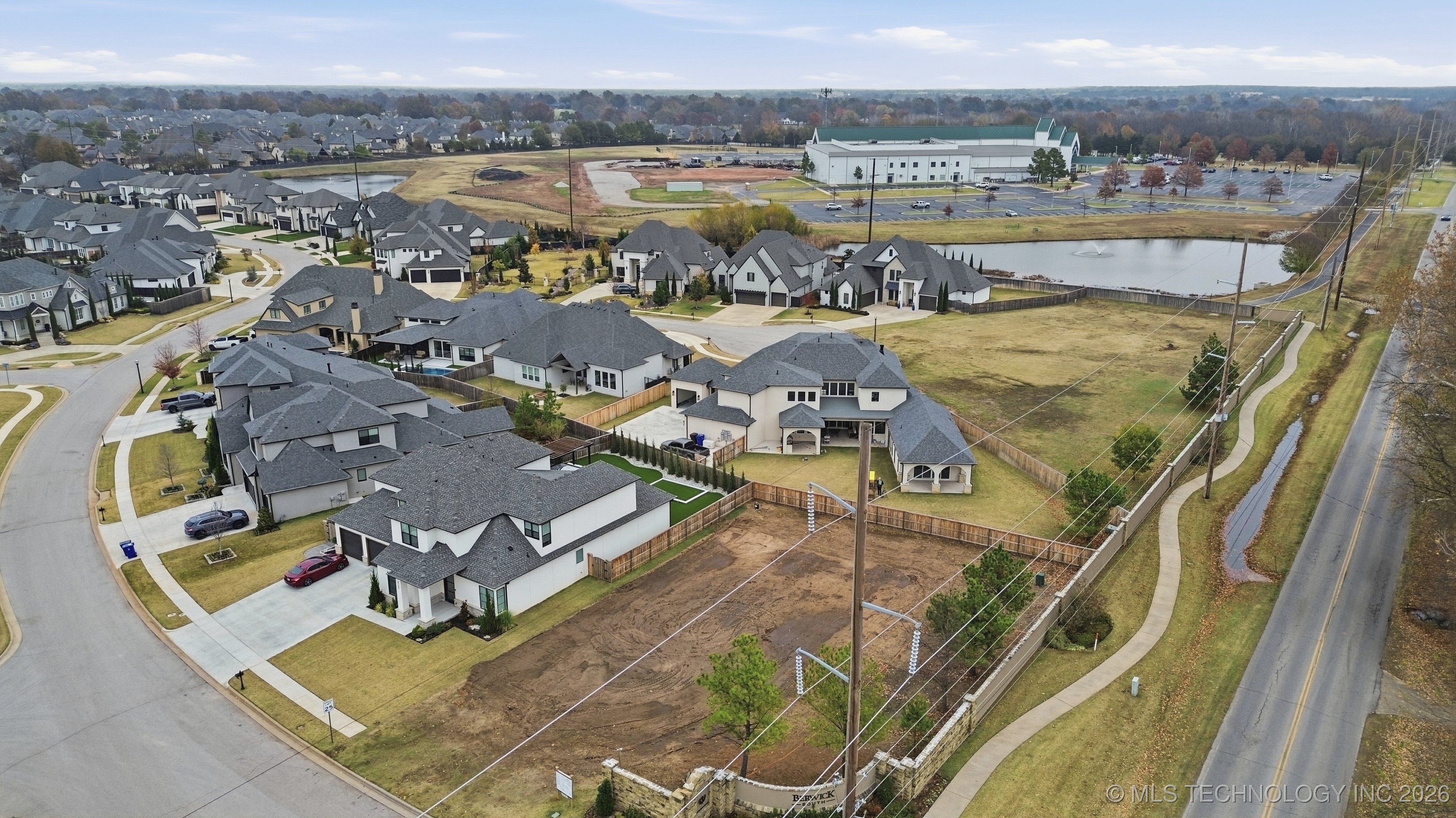 4713 S Retana Avenue Property Photo 11