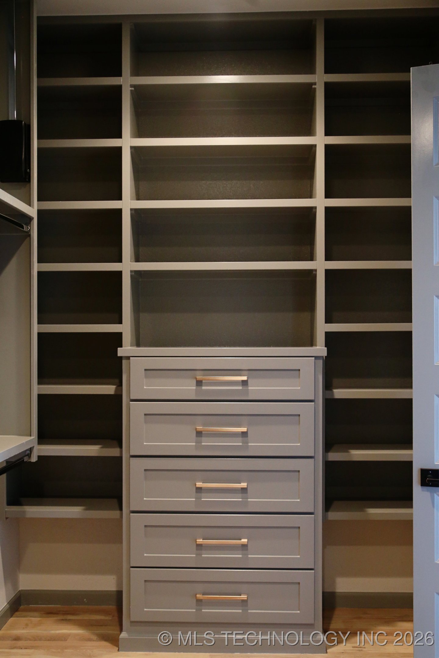 4713 S Retana Avenue Property Photo 26