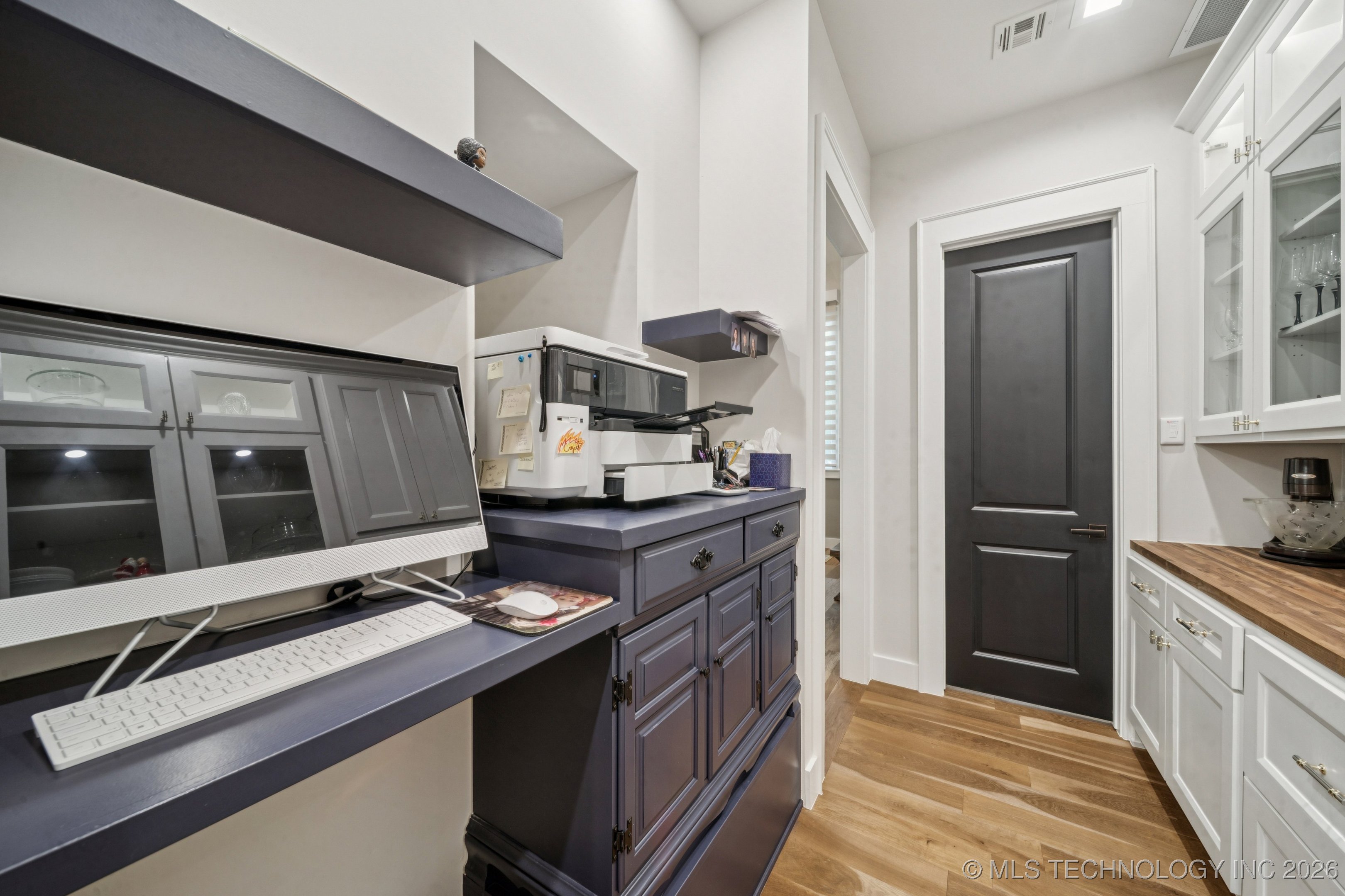 4713 S Retana Avenue Property Photo 46