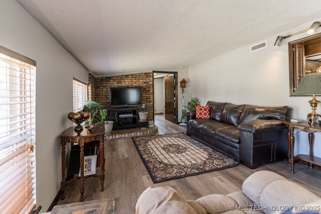 1722 Highway 70 E Property Photo 19