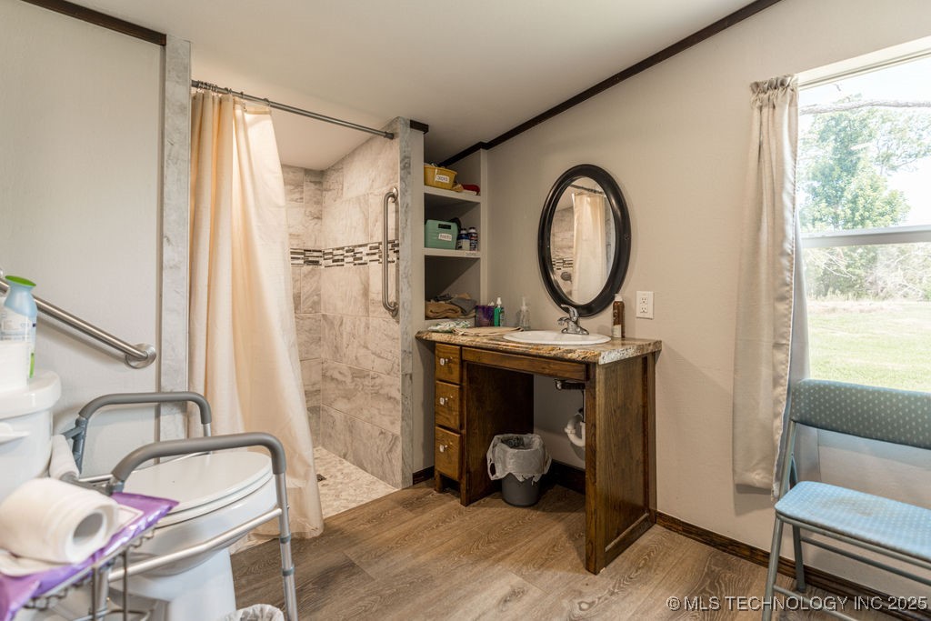 1722 Highway 70 E Property Photo 21