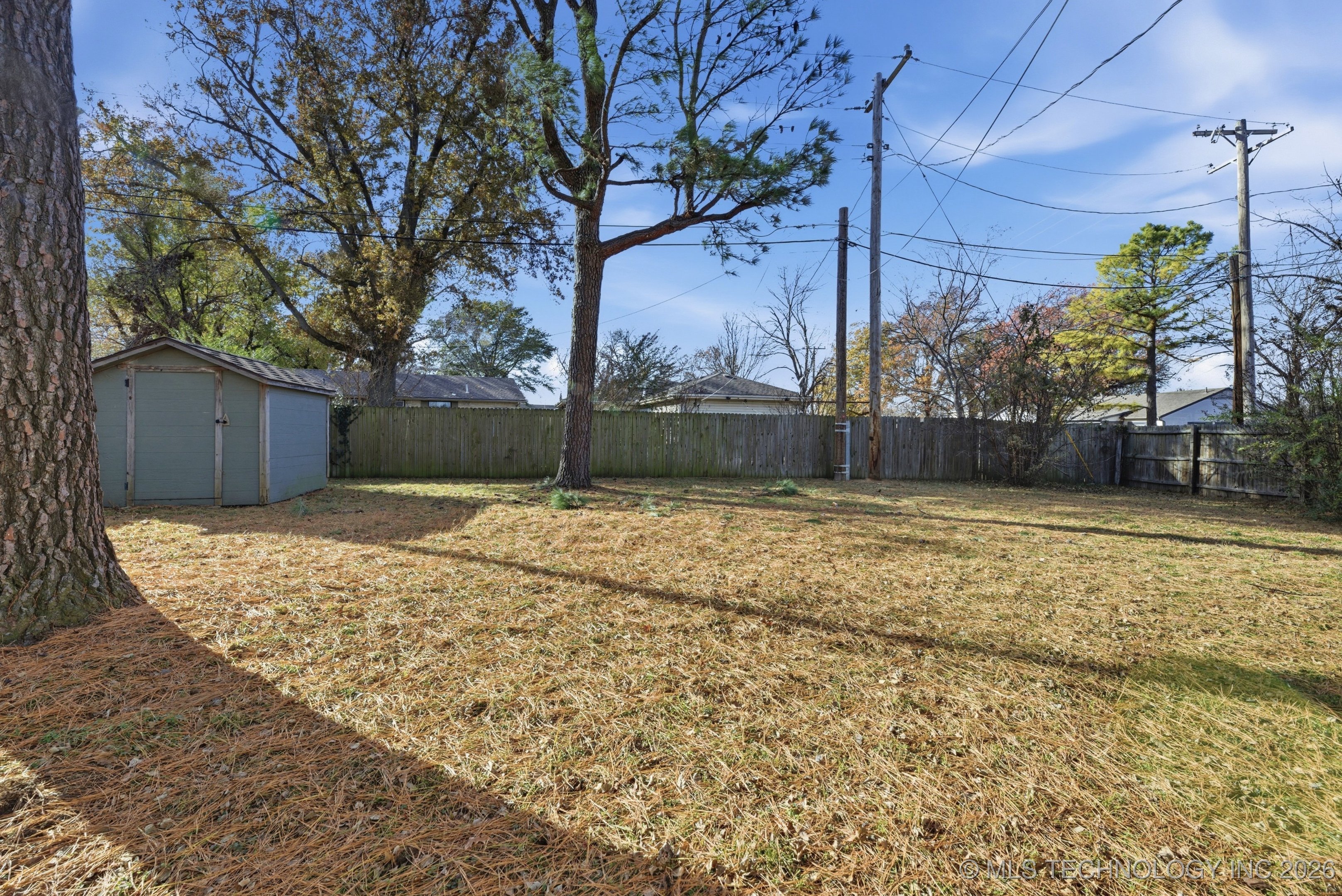 3802 S Knoxville Avenue Property Photo 18