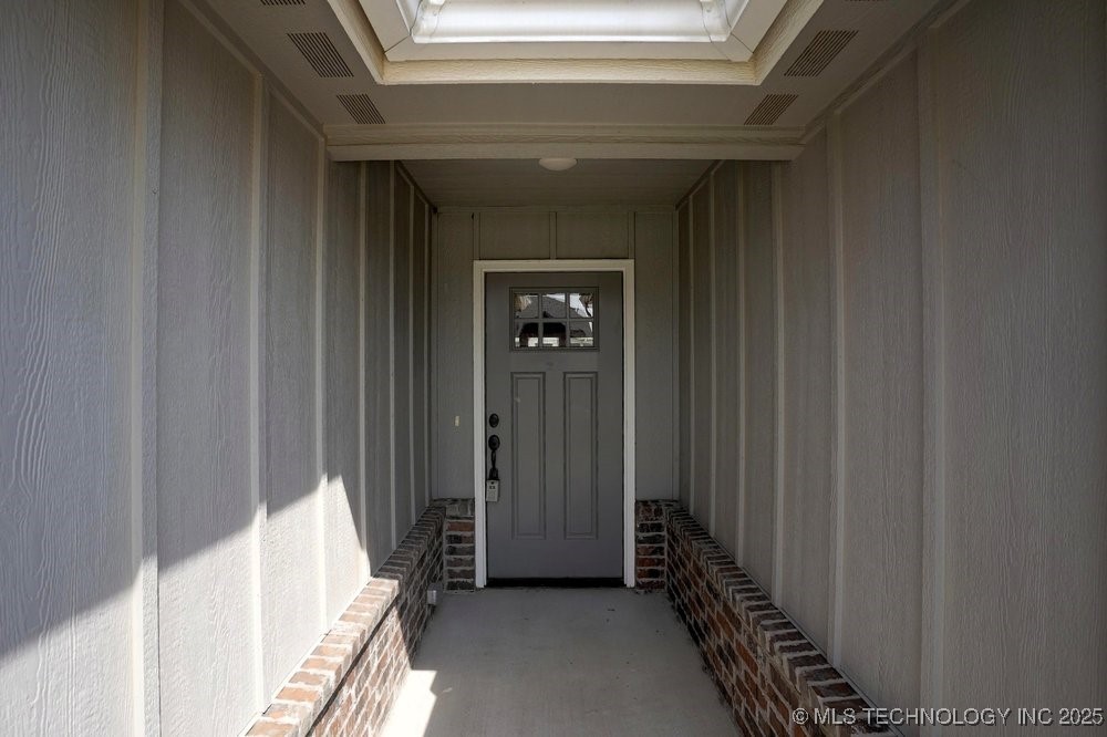 23073 E 106th Street S Property Photo 10