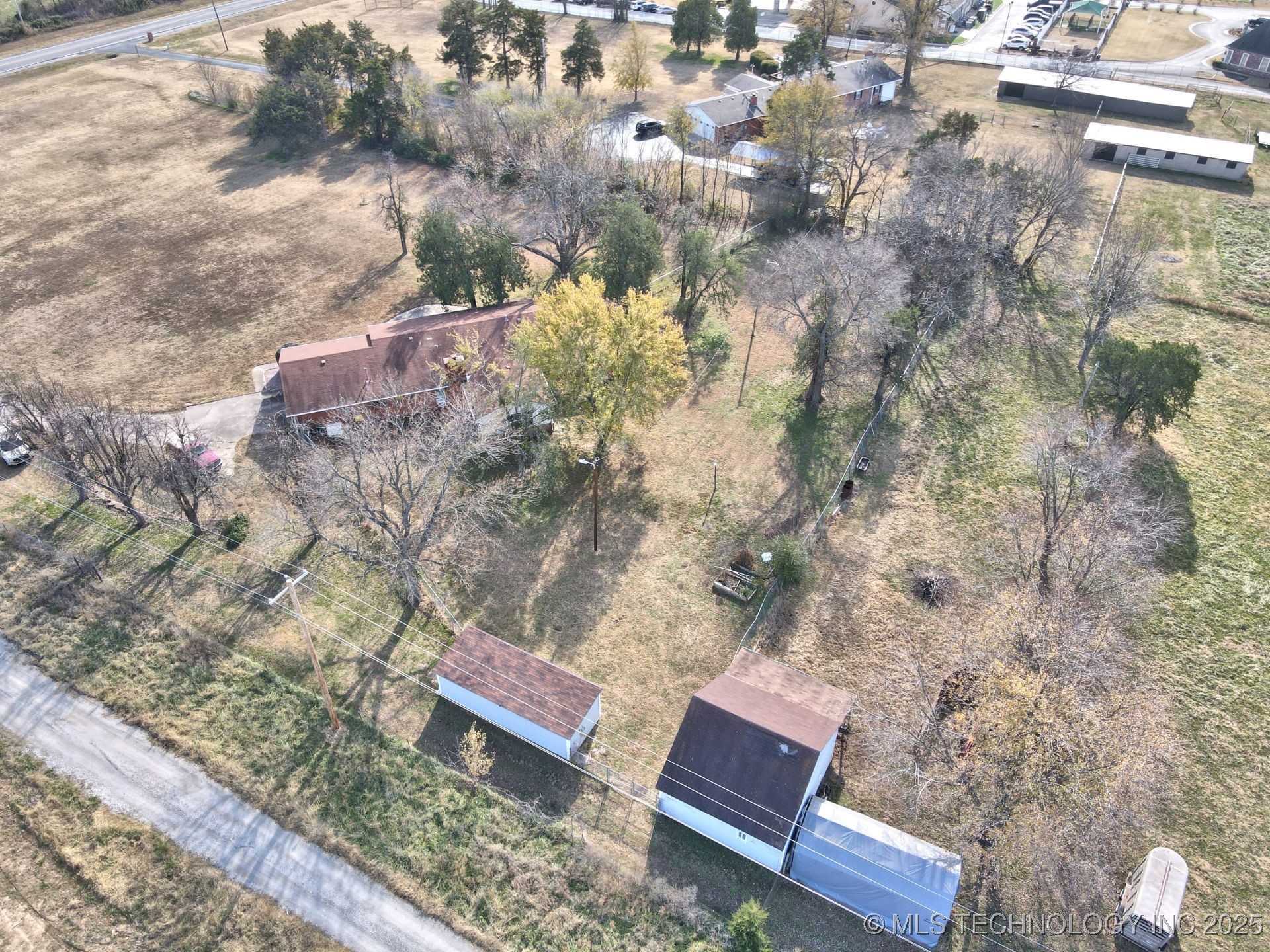 9300 S Union Avenue Property Photo 3