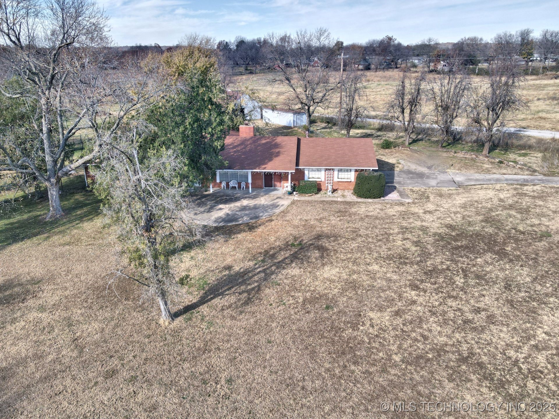 9300 S Union Avenue Property Photo 8