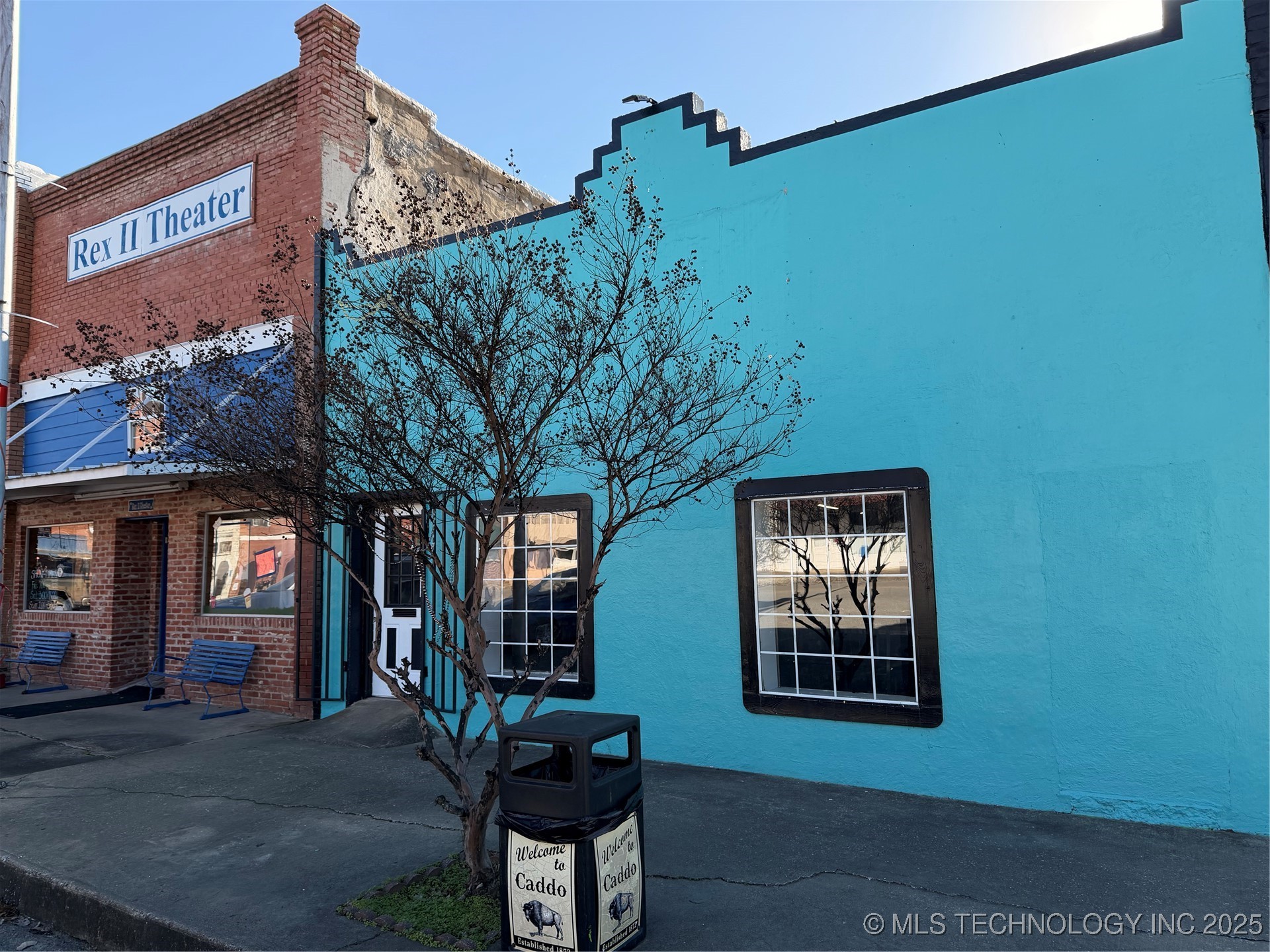 131 Buffalo Property Photo 3