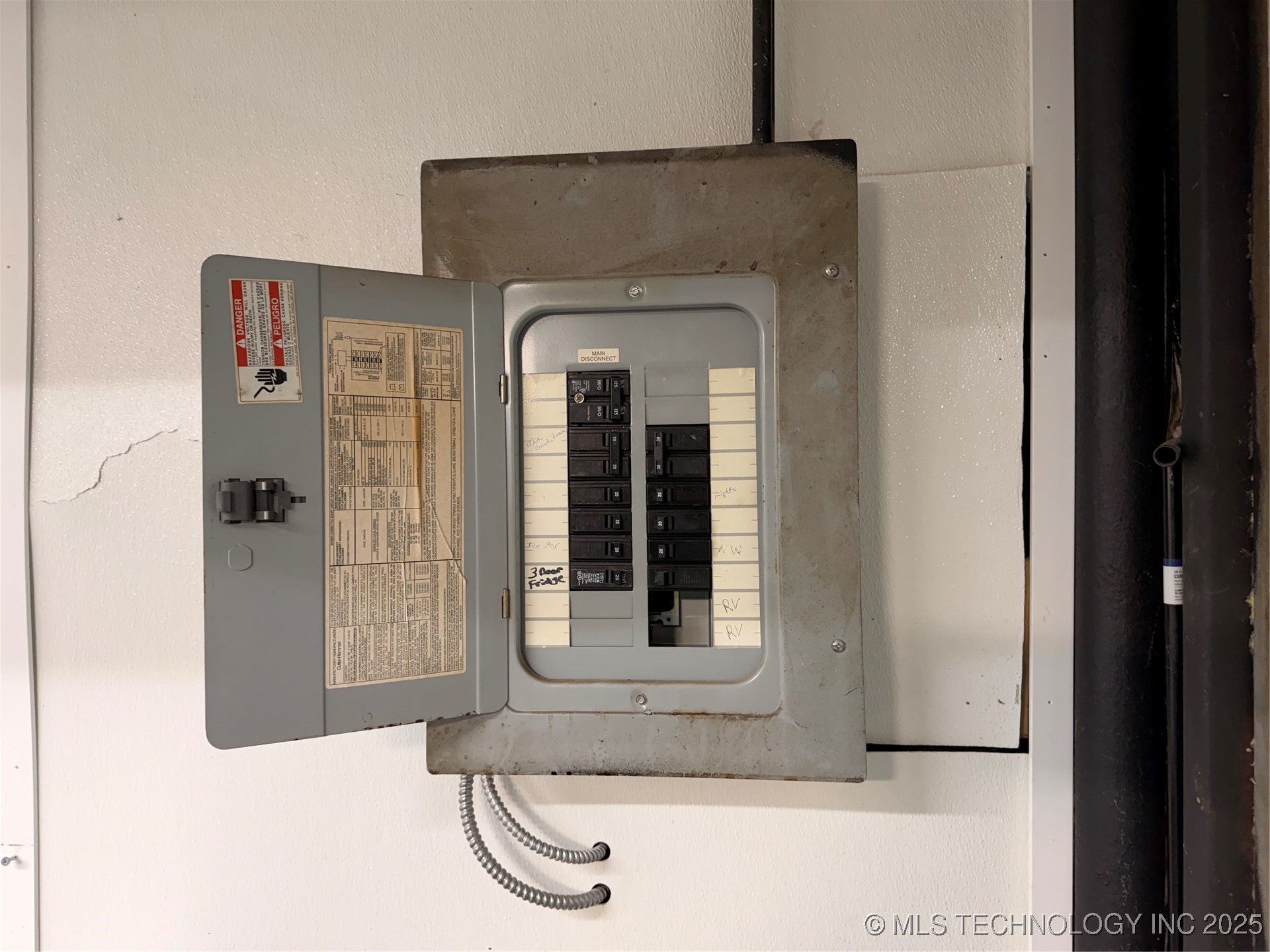 131 Buffalo Property Photo 14