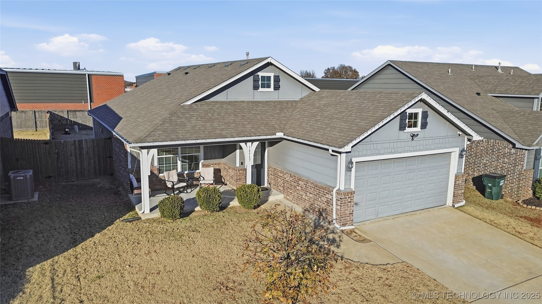 14517 E 114th Street S Property Photo 2