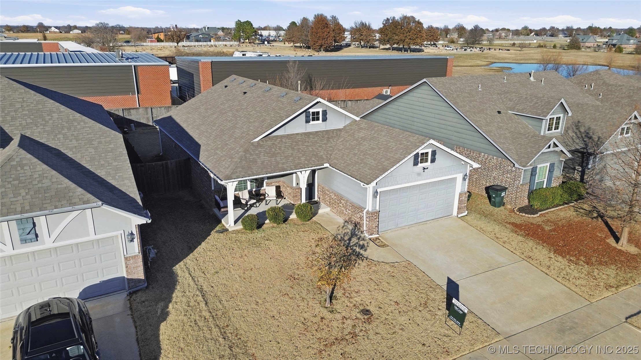 14517 E 114th Street S Property Photo 3