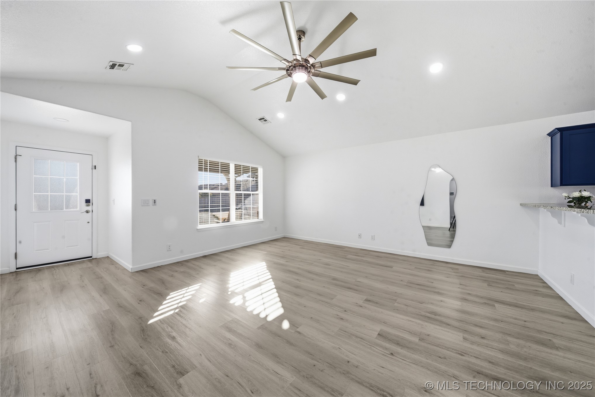 14517 E 114th Street S Property Photo 6