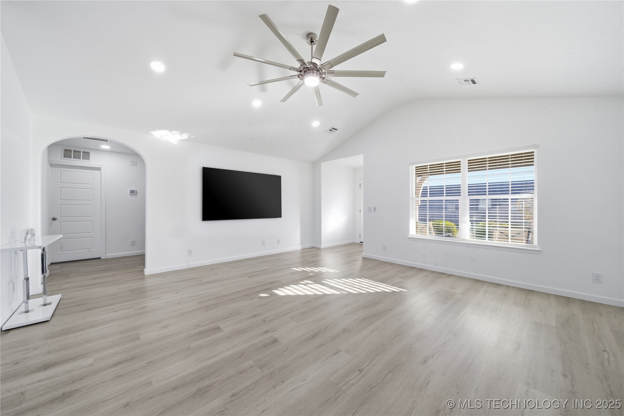 14517 E 114th Street S Property Photo 8