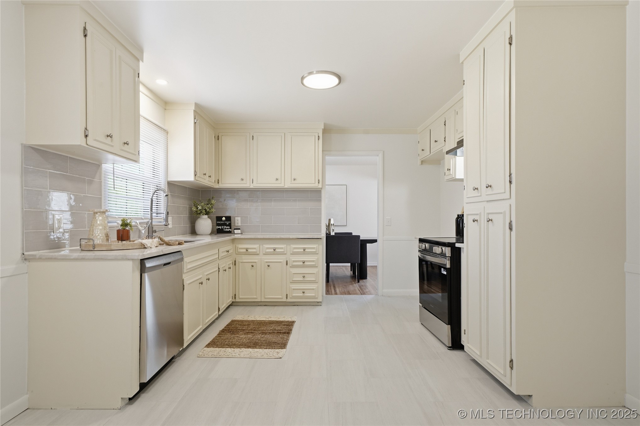 3743 S Braden Place Property Photo 17