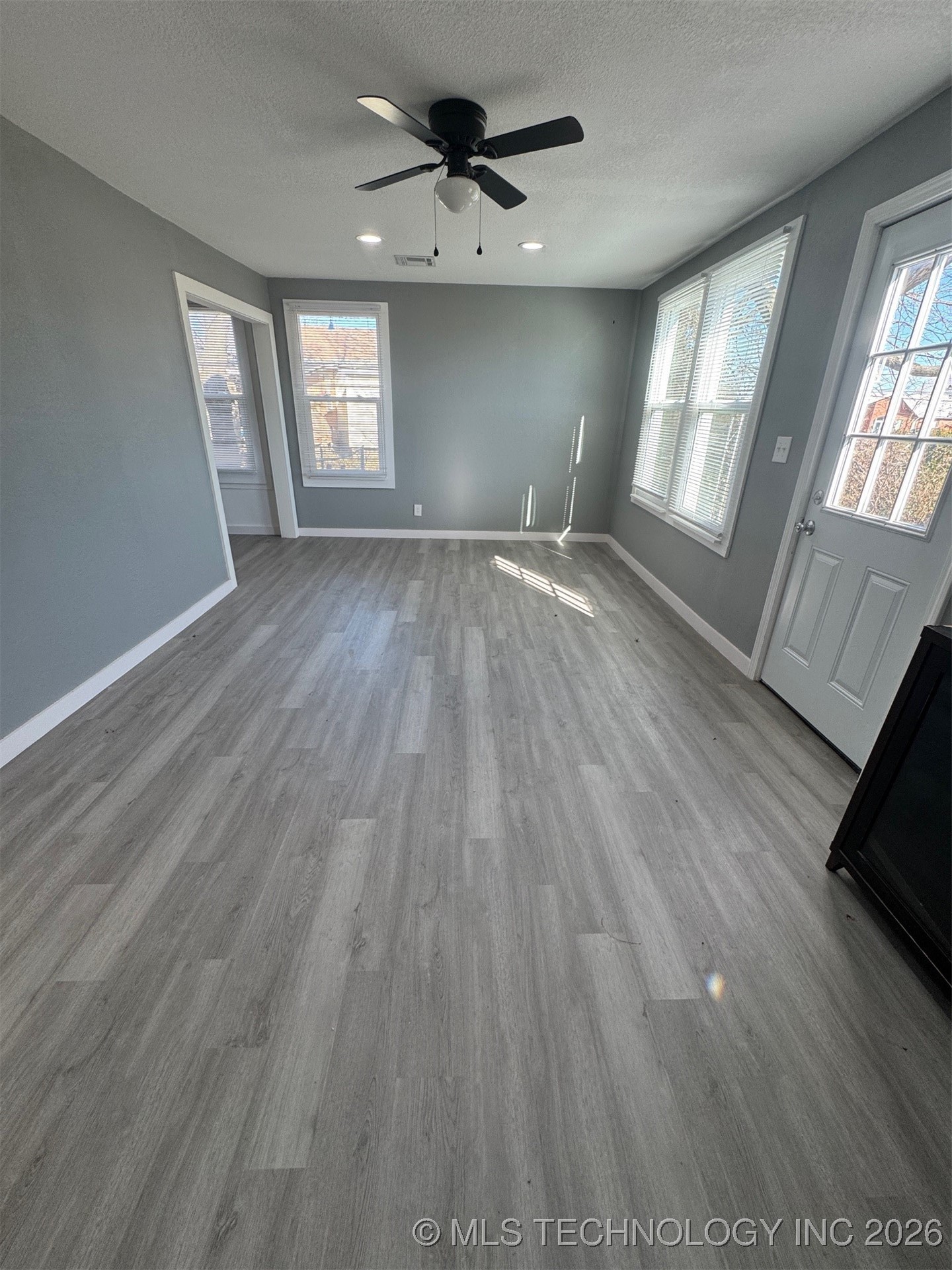 909 N 6th Street Property Photo 5