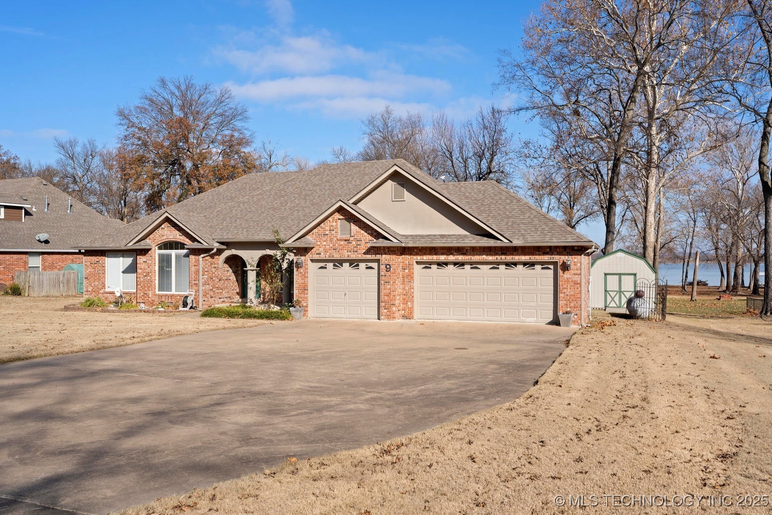 27204 S 125 Highway 9 Property Photo 2
