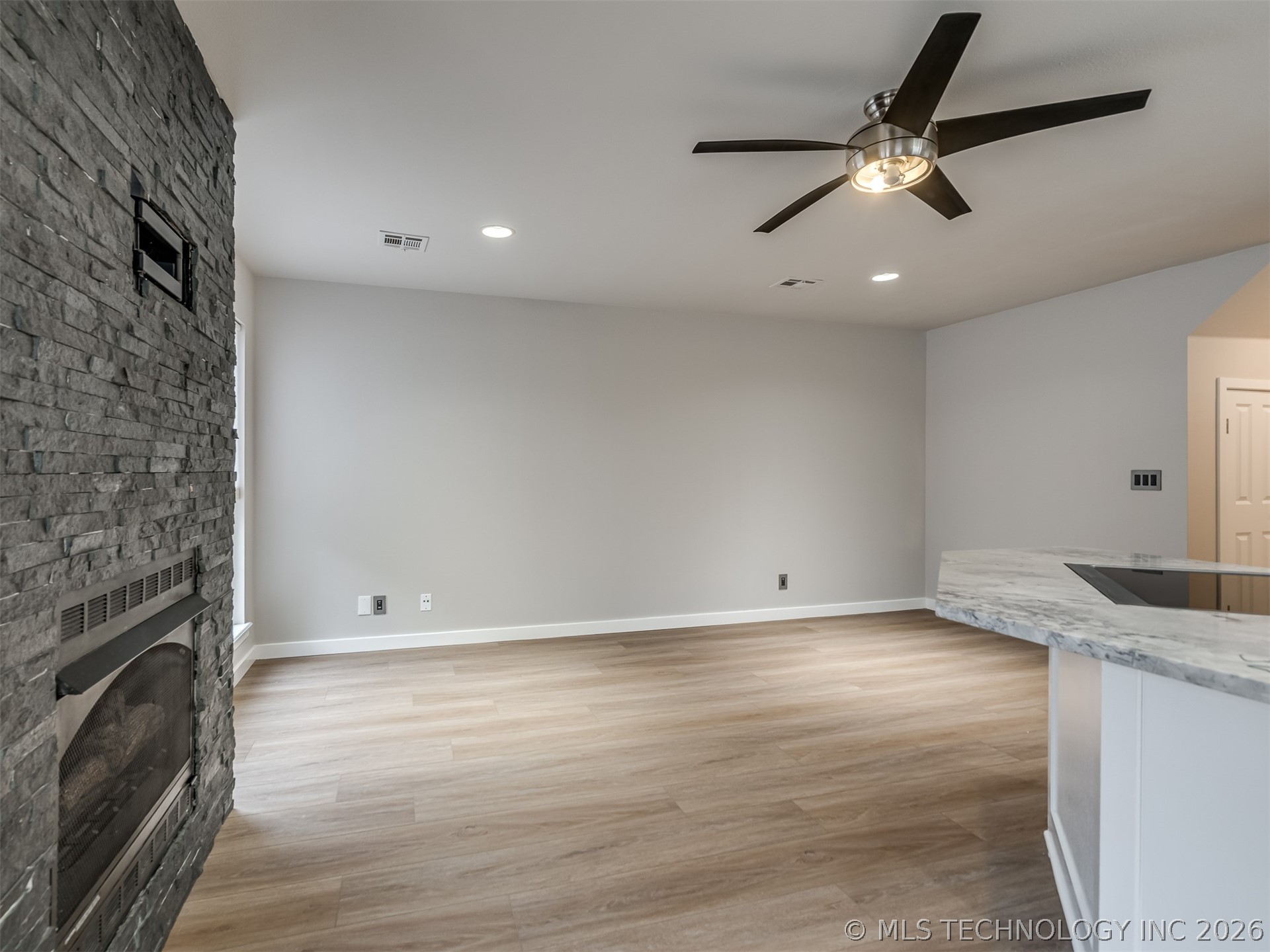 321 W J Street Property Photo 12