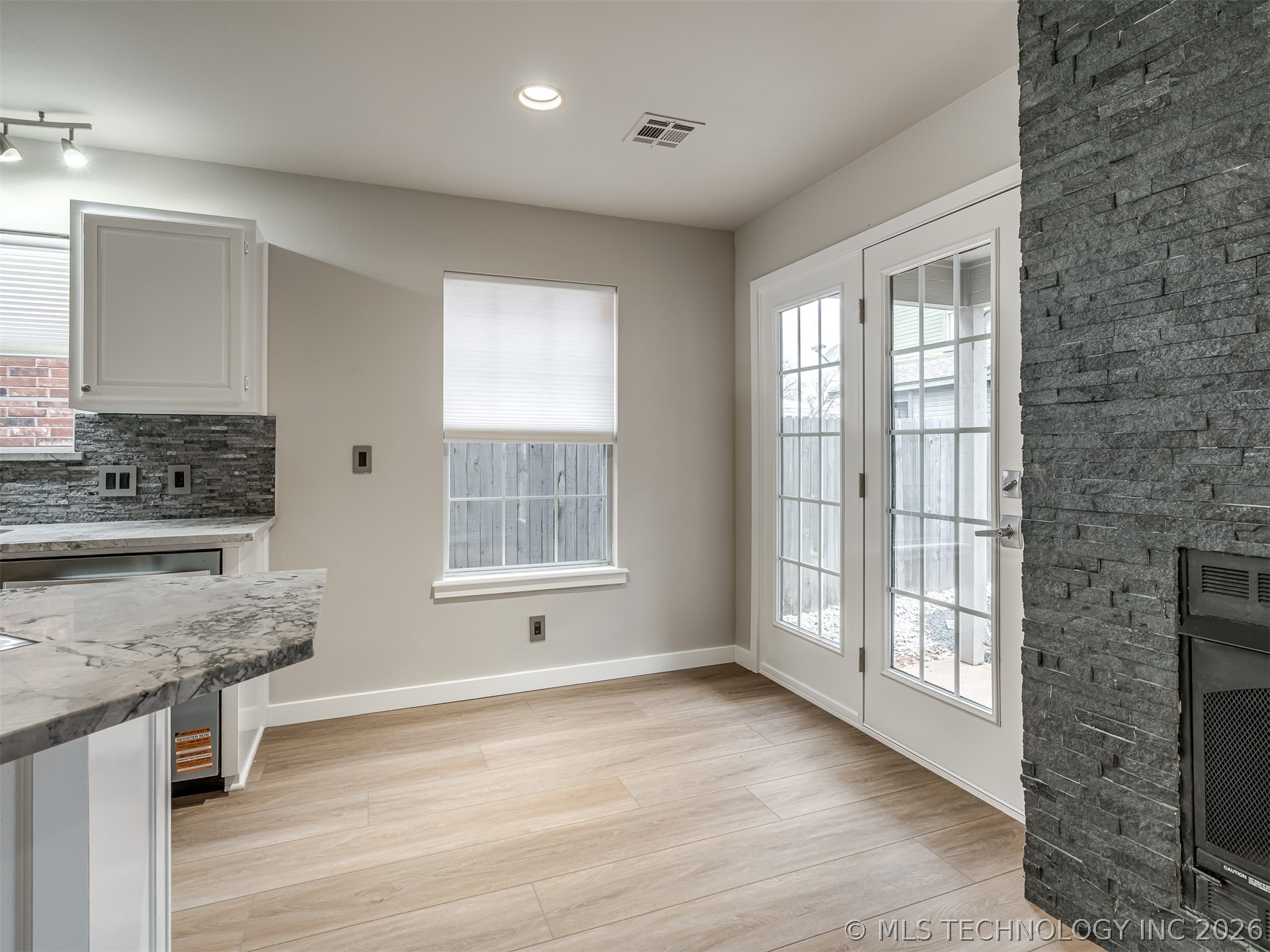 321 W J Street Property Photo 19