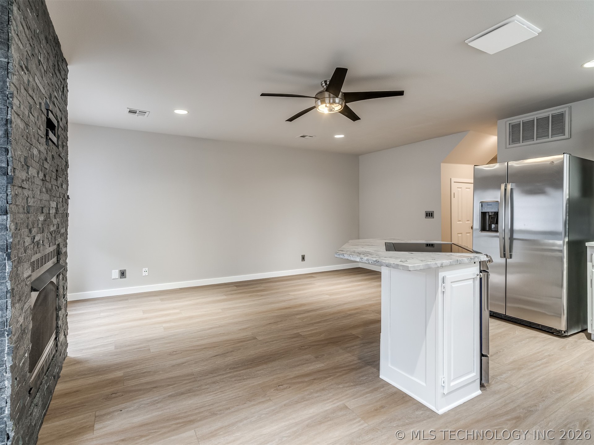 321 W J Street Property Photo 20