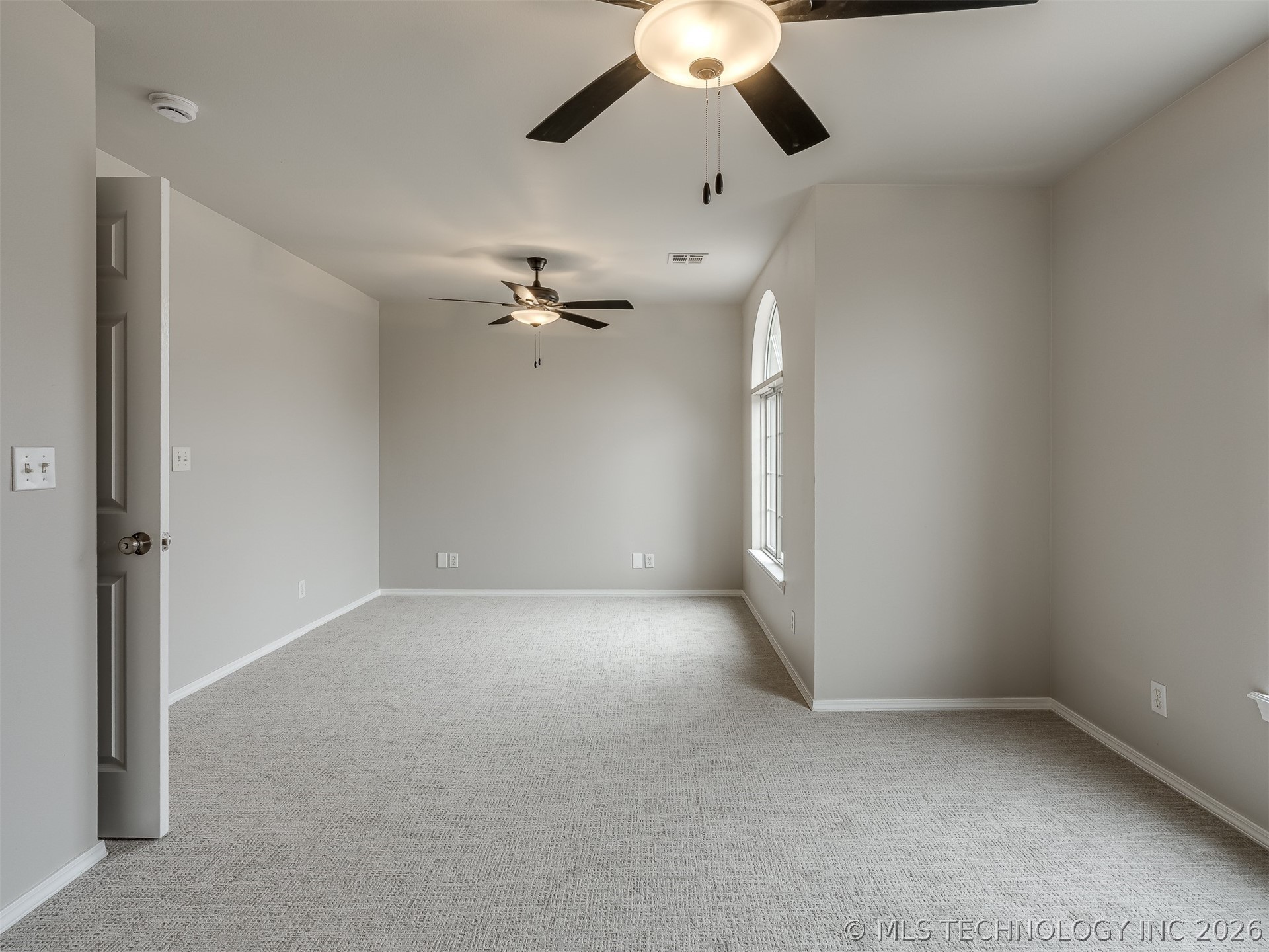 321 W J Street Property Photo 27
