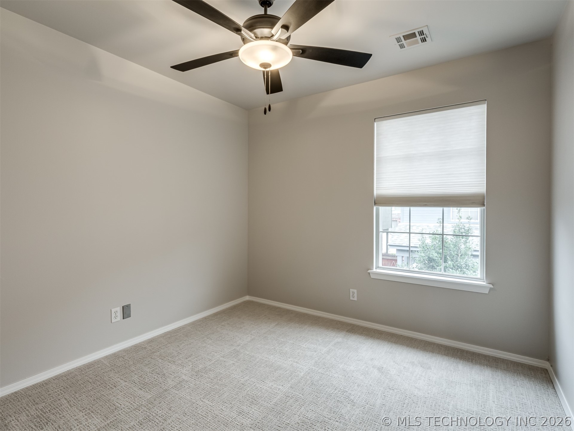 321 W J Street Property Photo 35