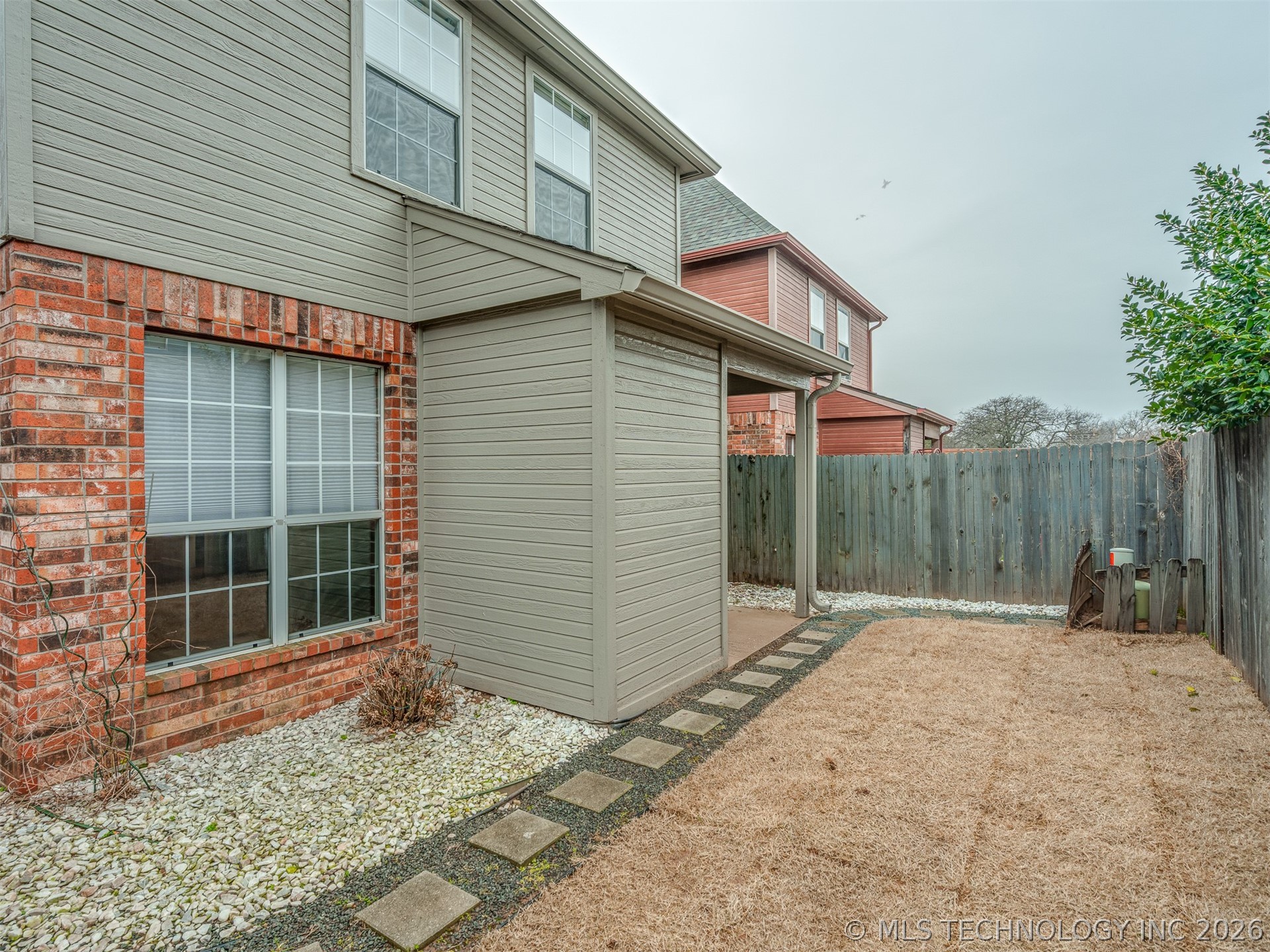 321 W J Street Property Photo 47