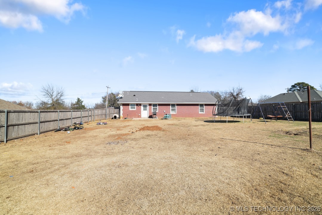 609 W Smiser Road Property Photo 20