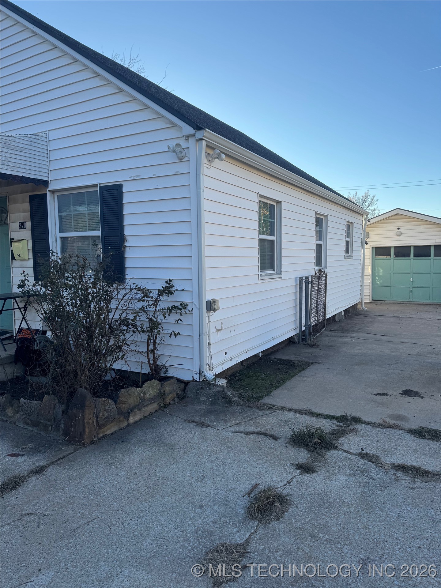 220 S 67th East Avenue Property Photo 18