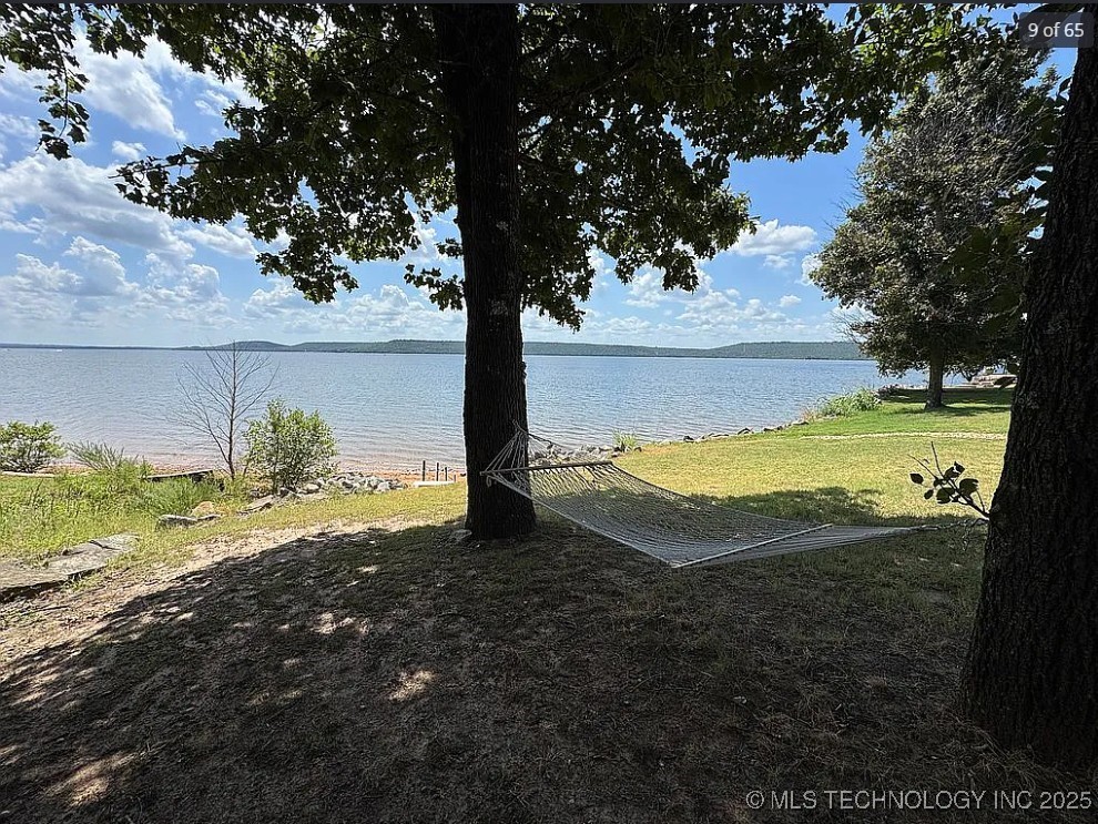 117271 S 4238 Property Photo 12