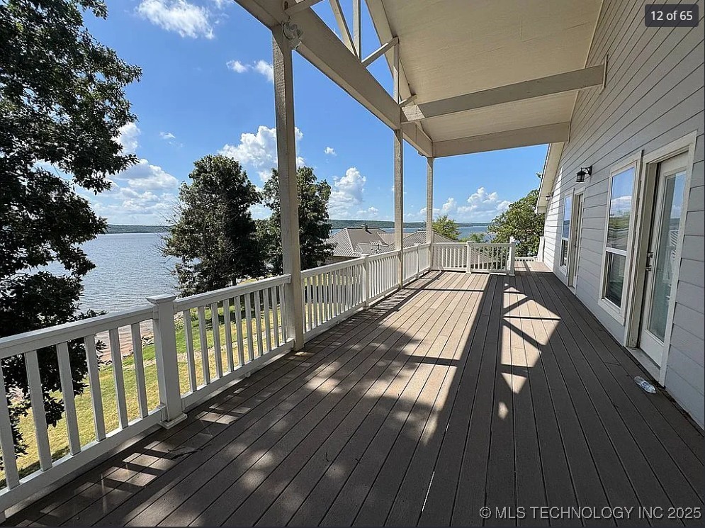 117271 S 4238 Property Photo 16