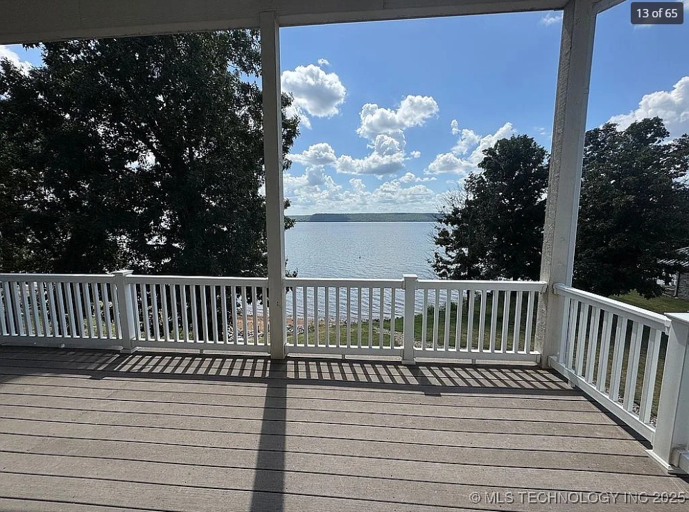 117271 S 4238 Property Photo 17