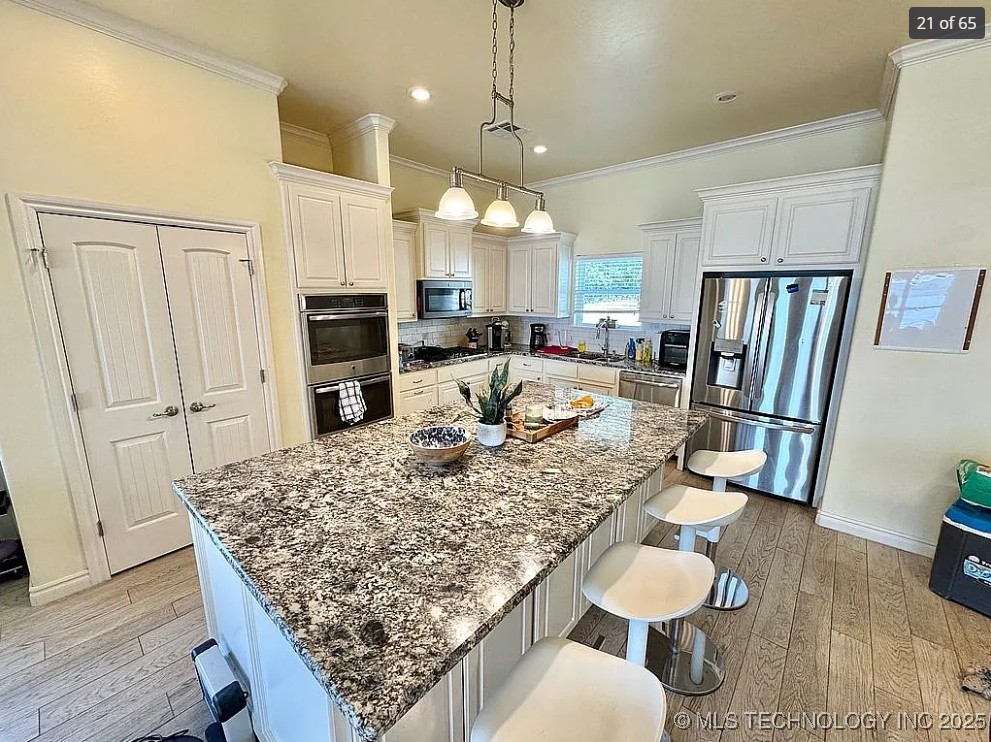 117271 S 4238 Property Photo 18