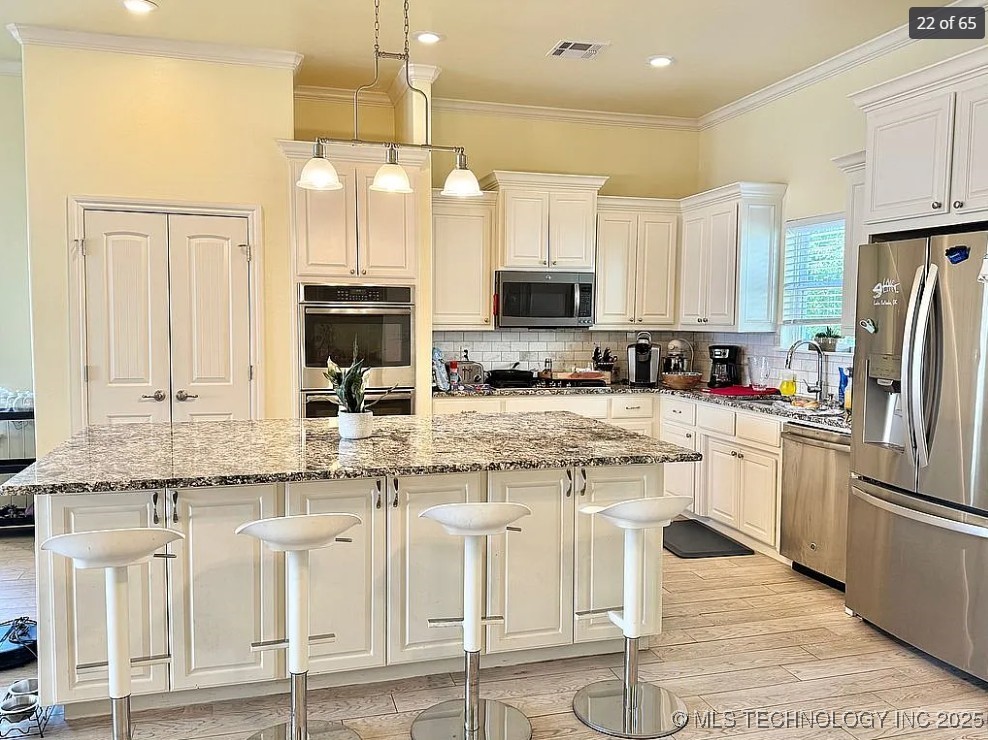 117271 S 4238 Property Photo 19