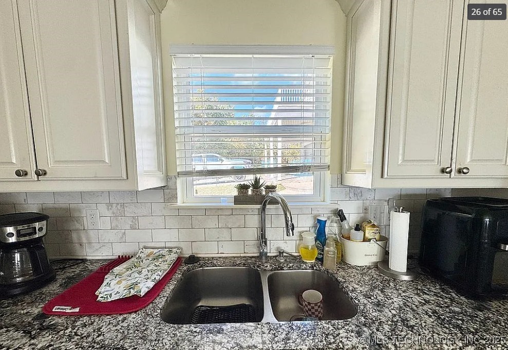 117271 S 4238 Property Photo 23