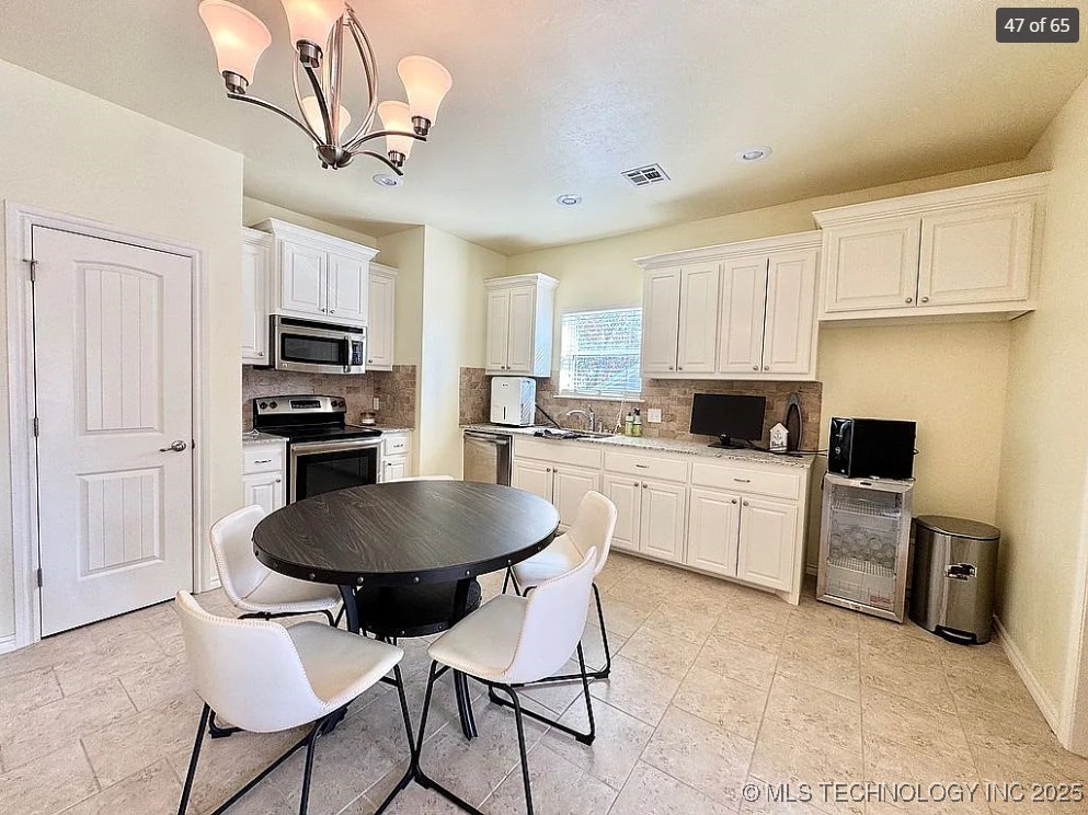 117271 S 4238 Property Photo 47