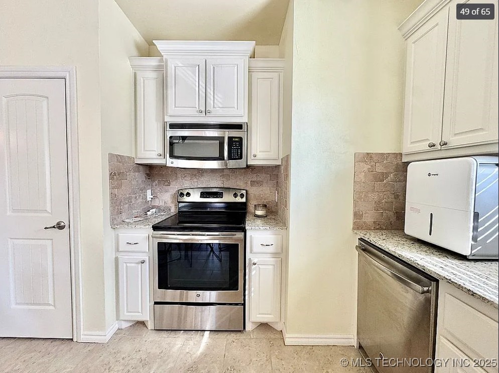 117271 S 4238 Property Photo 48