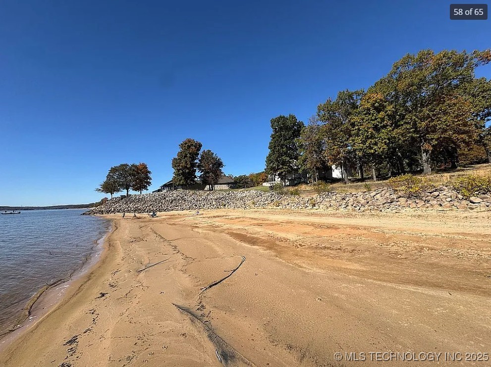 117271 S 4238 Property Photo 61