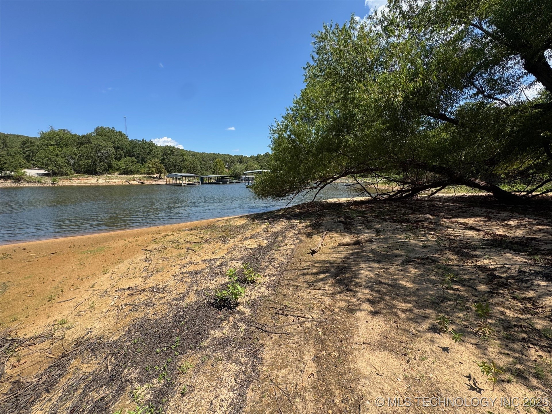 117271 S 4238 Property Photo 68