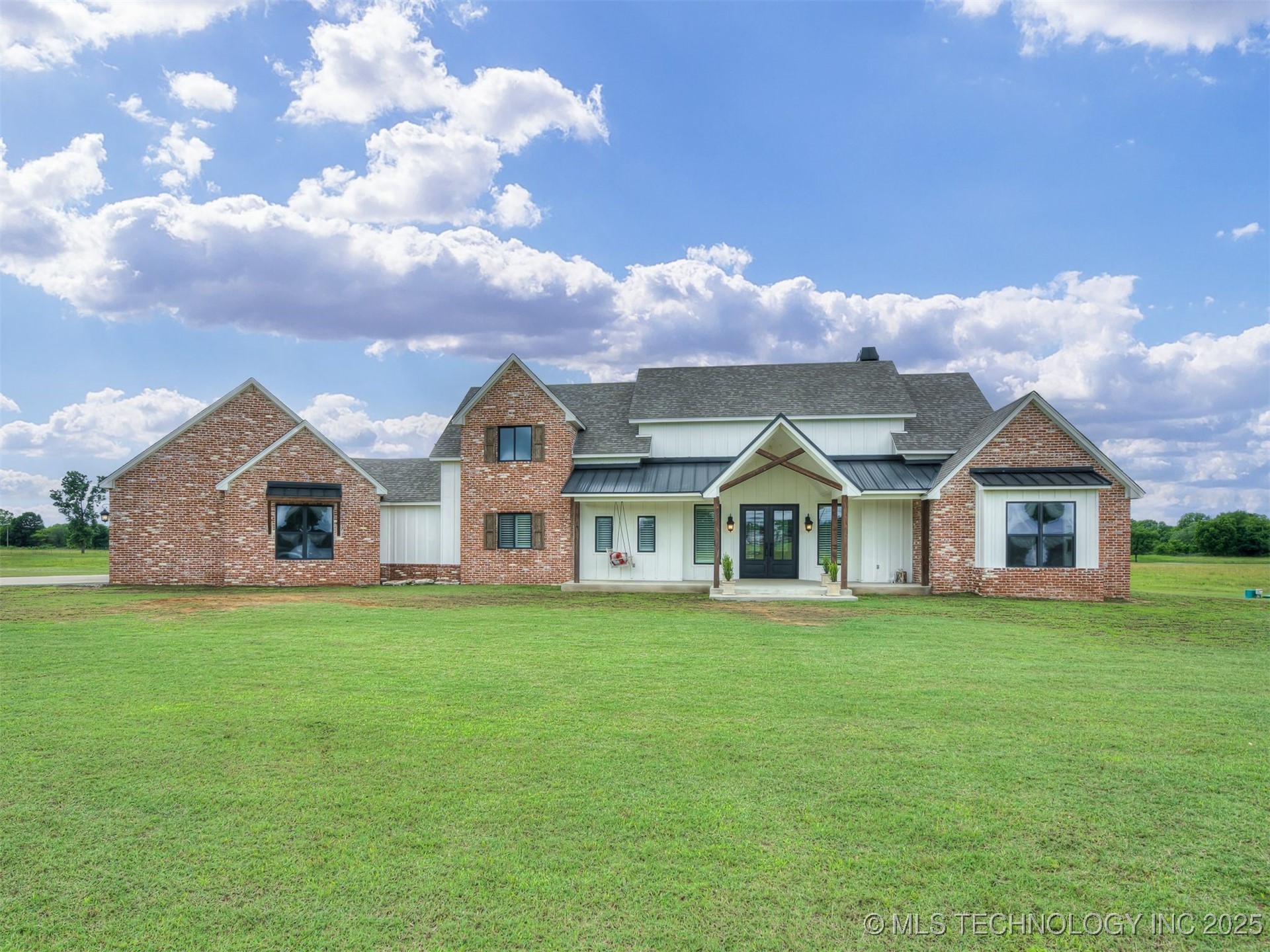 10055 Dentonville Road Property Photo 1