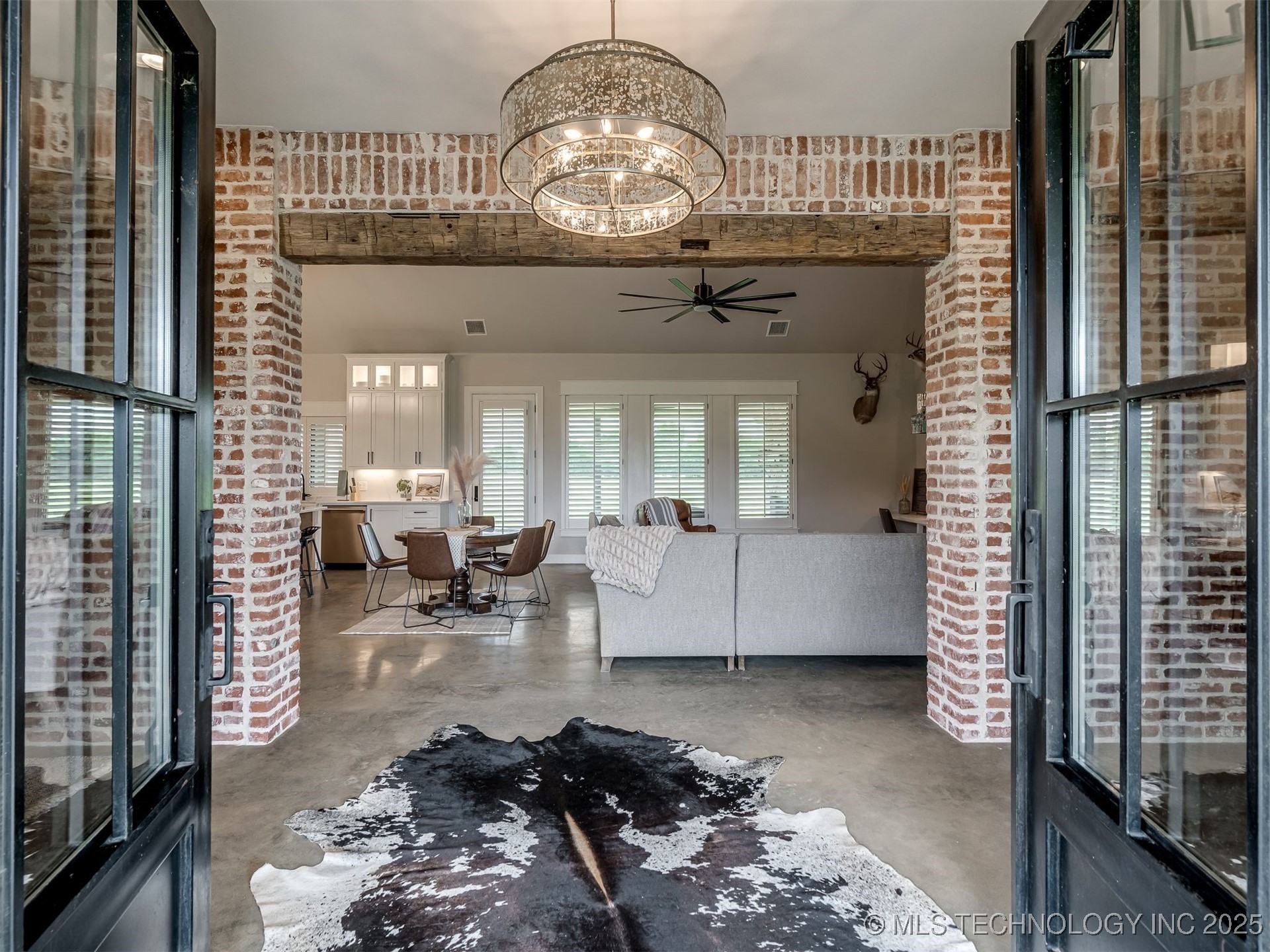 10055 Dentonville Road Property Photo 4